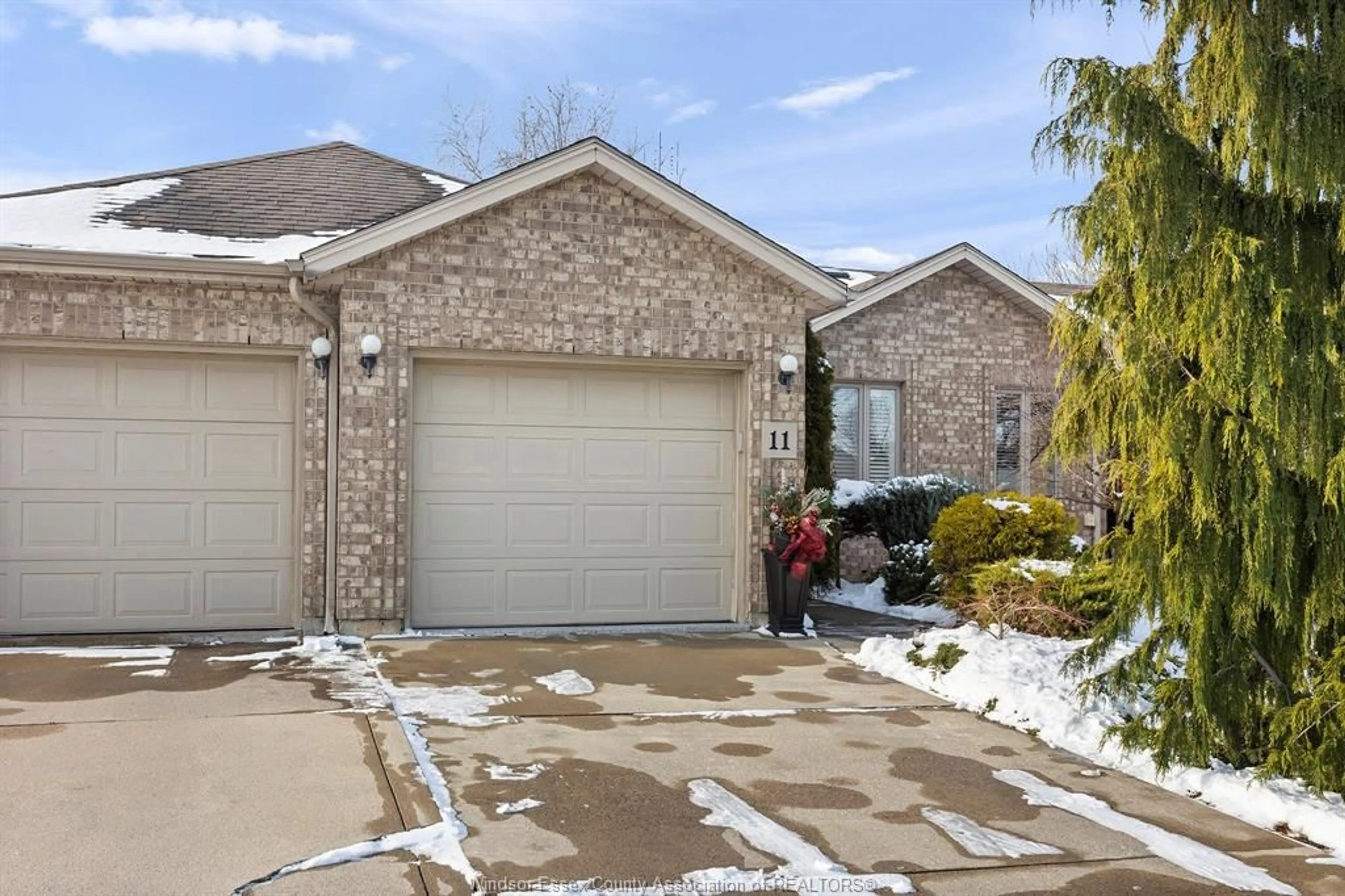 Home with brick exterior material, street for 11 MALIBU Dr, Leamington Ontario N8H 5G4