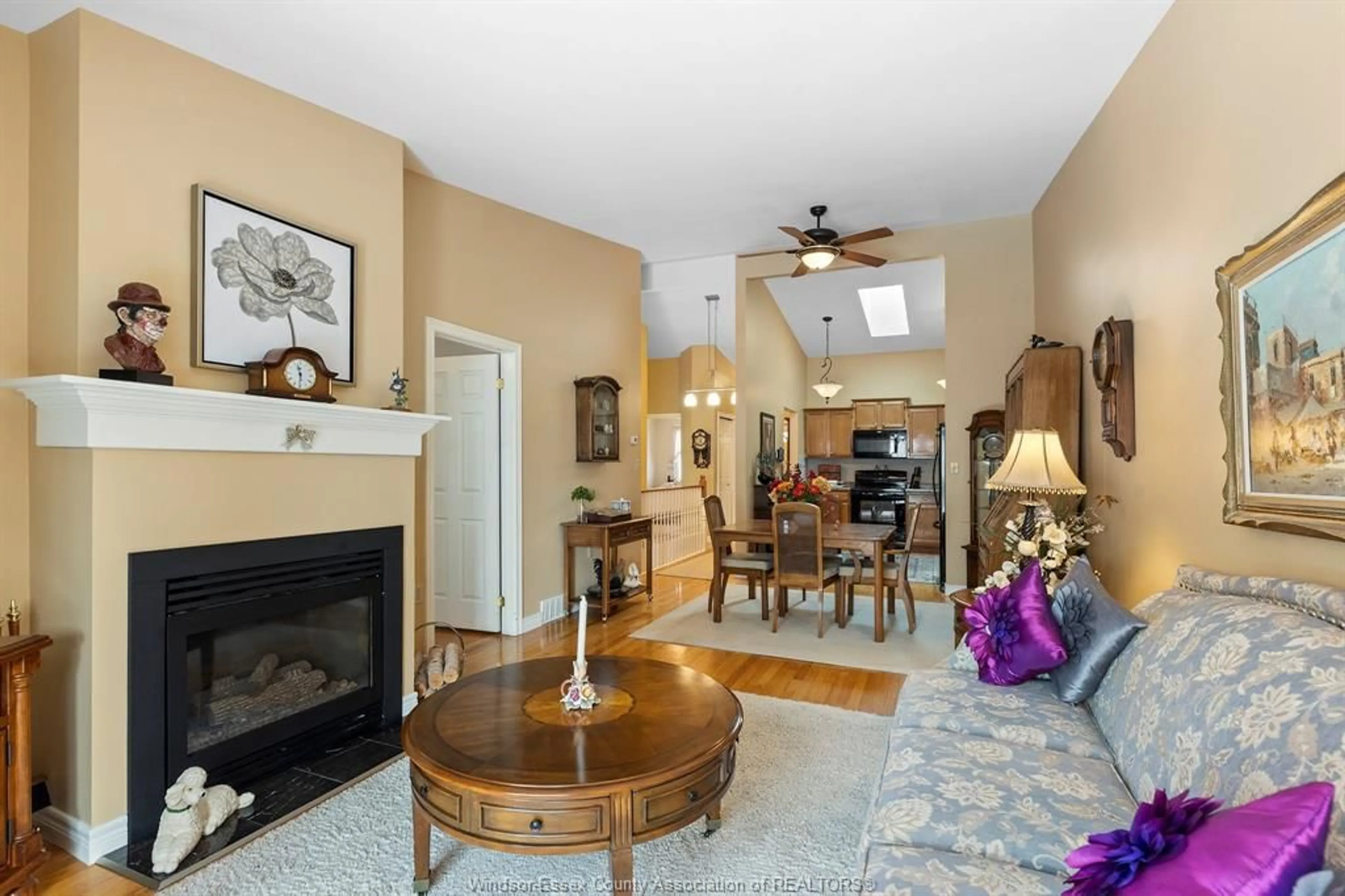 Living room with furniture, unknown for 11 MALIBU Dr, Leamington Ontario N8H 5G4