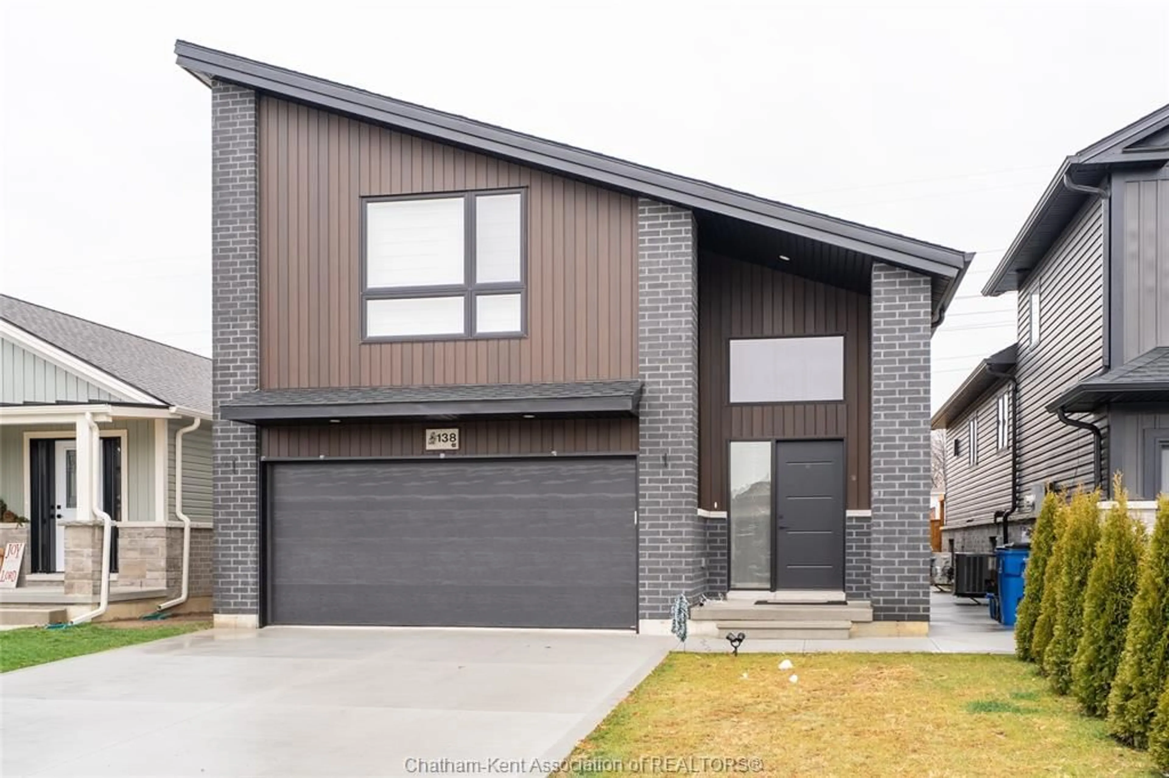 Home with brick exterior material, street for 138 CABOT Trail, Chatham Ontario N7L 0G5
