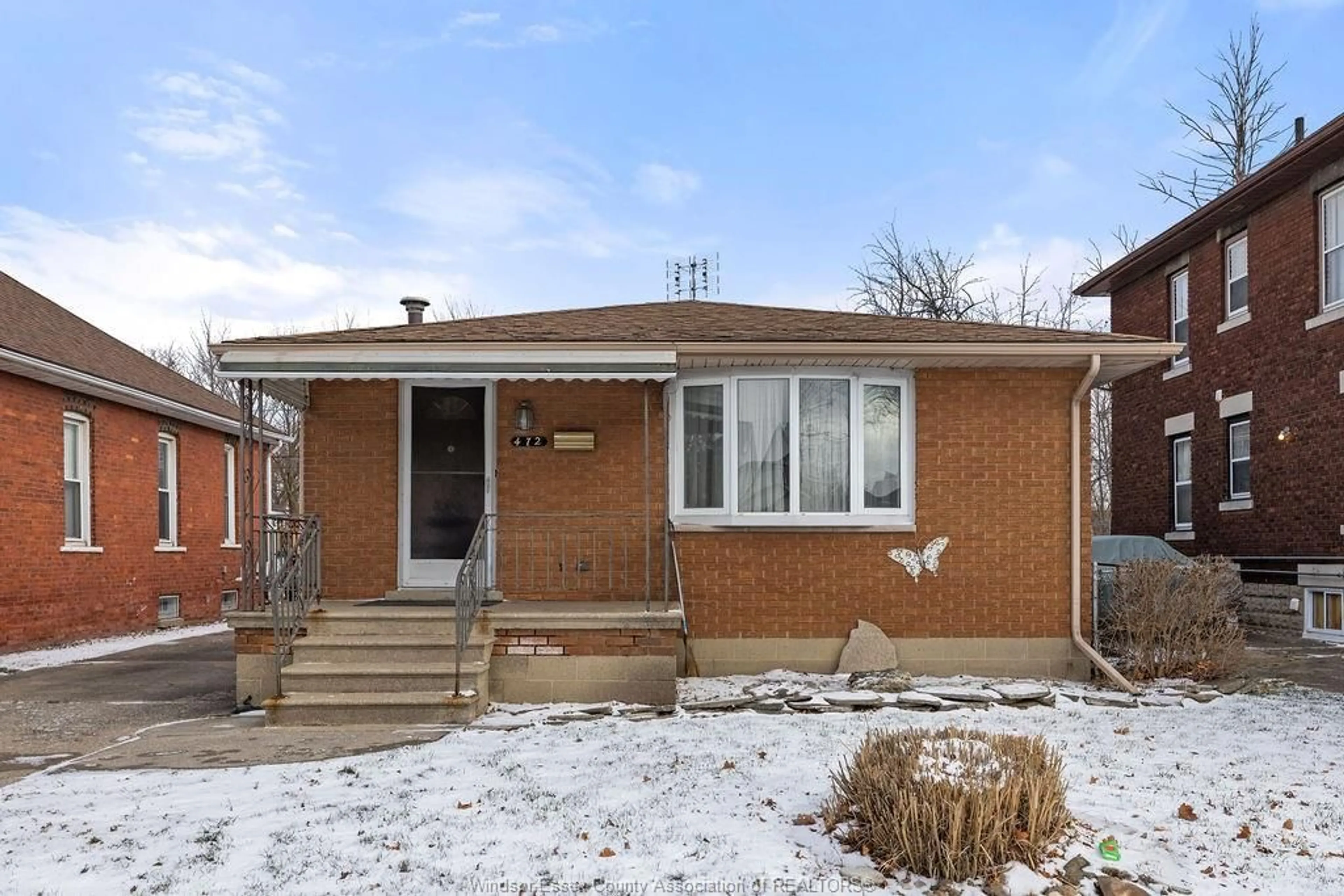 Home with brick exterior material, street for 472 CAMERON Ave, Windsor Ontario N9B 1Y7