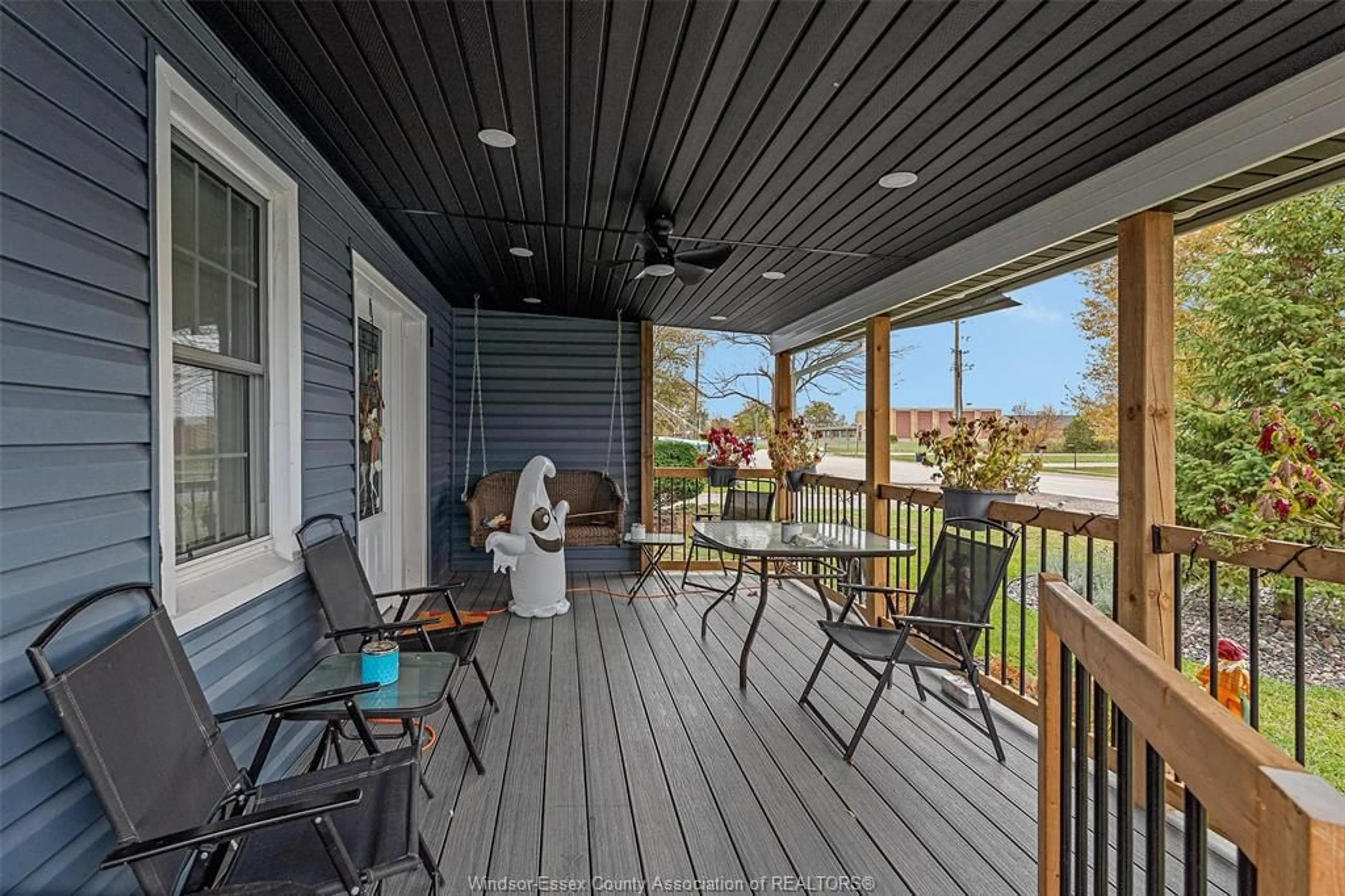 Patio, water/lake/river/ocean view for 2640 COUNTY ROAD 12, Essex Ontario N8M 2X6