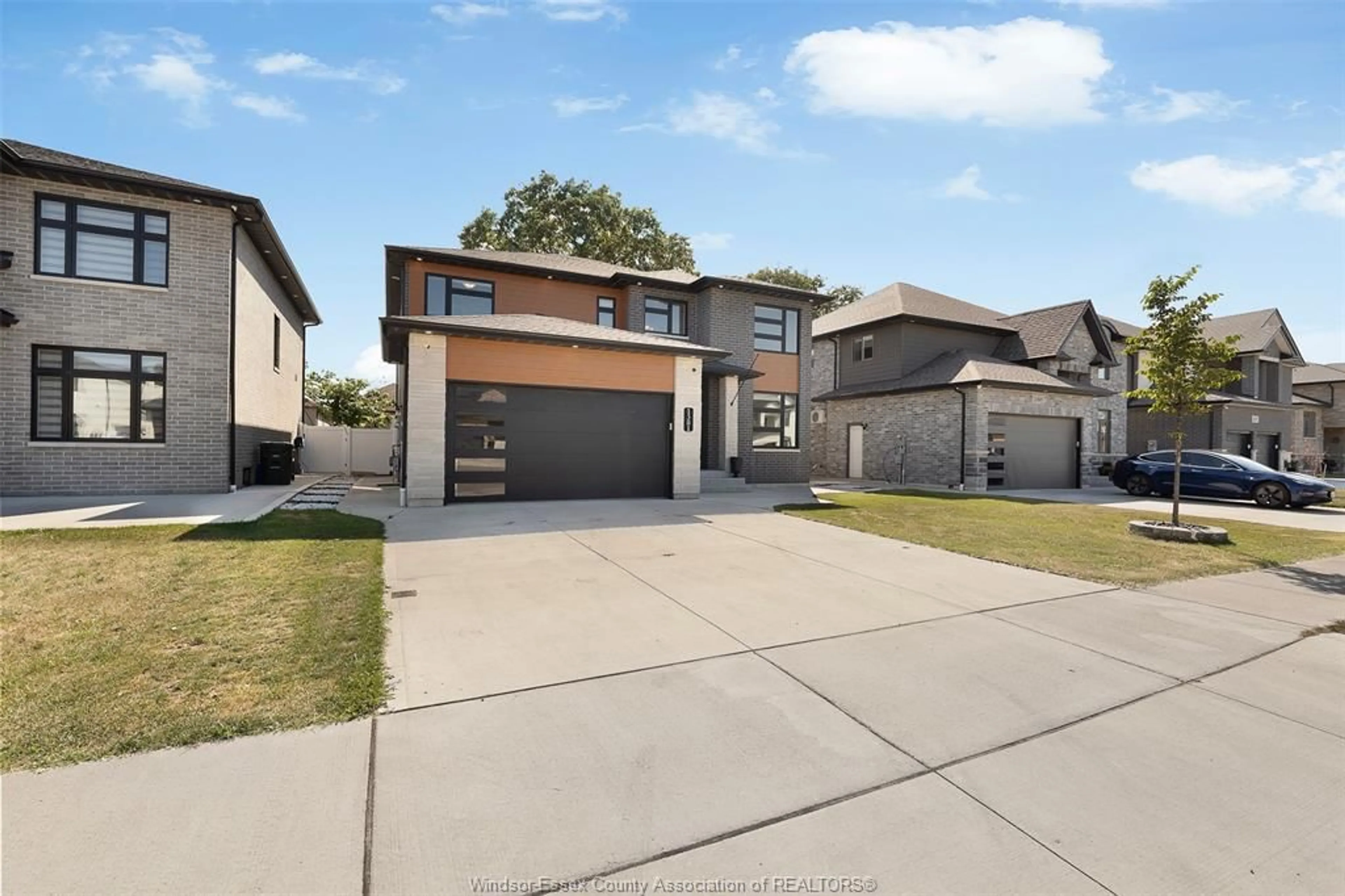 Home with brick exterior material, street for 1581 ROCKPORT, Windsor Ontario N9G 0B6