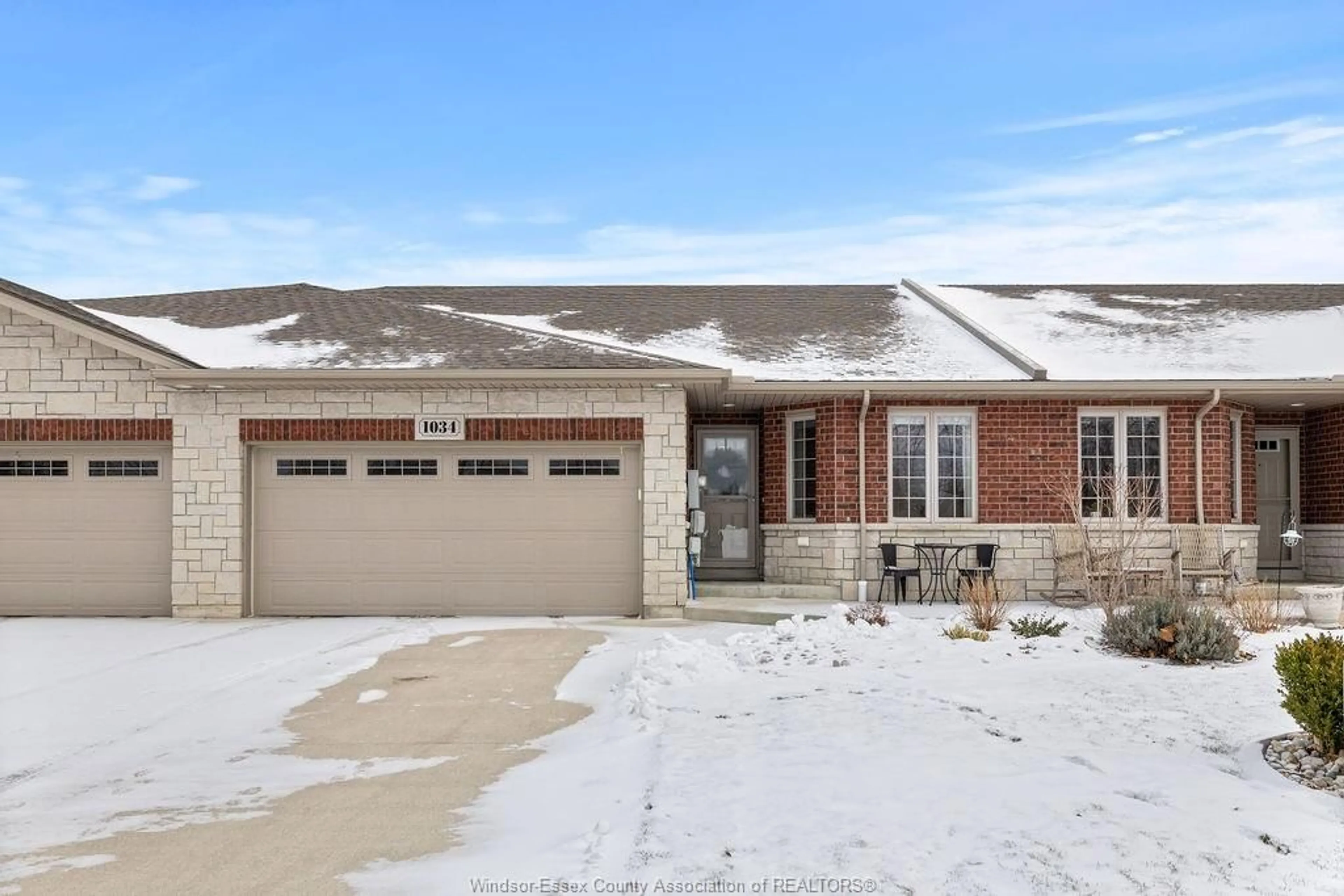 Home with brick exterior material, street for 1034 FLORENCE Ave, Windsor Ontario N8P 0C3