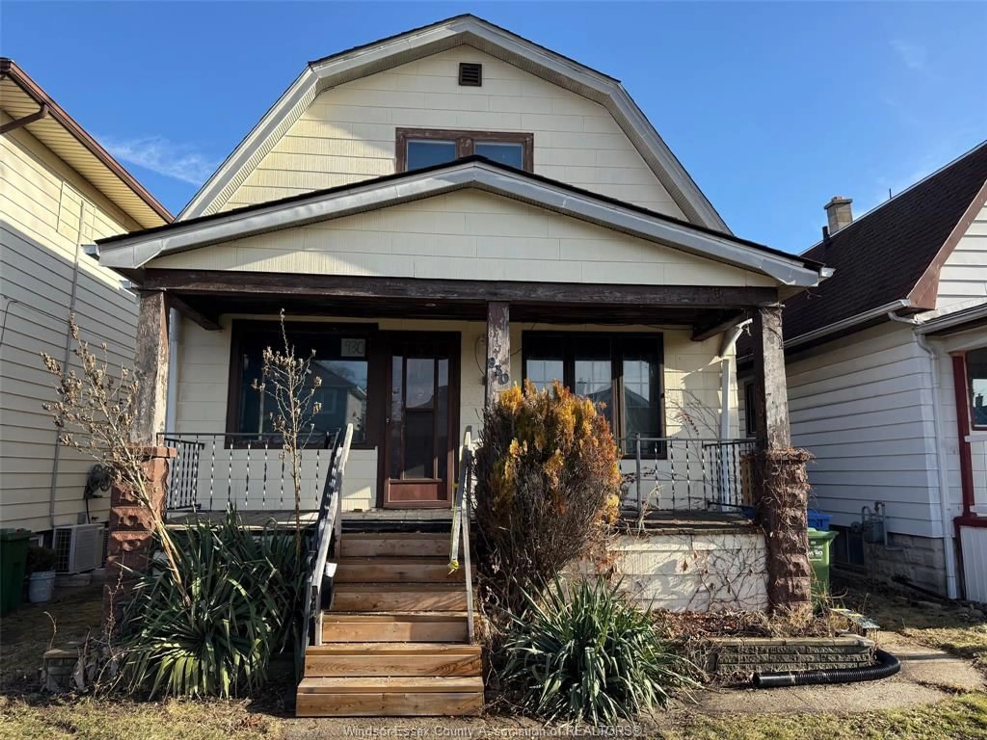 Home with brick exterior material, street for 930 ELSMERE Ave, Windsor Ontario N9A 2A9