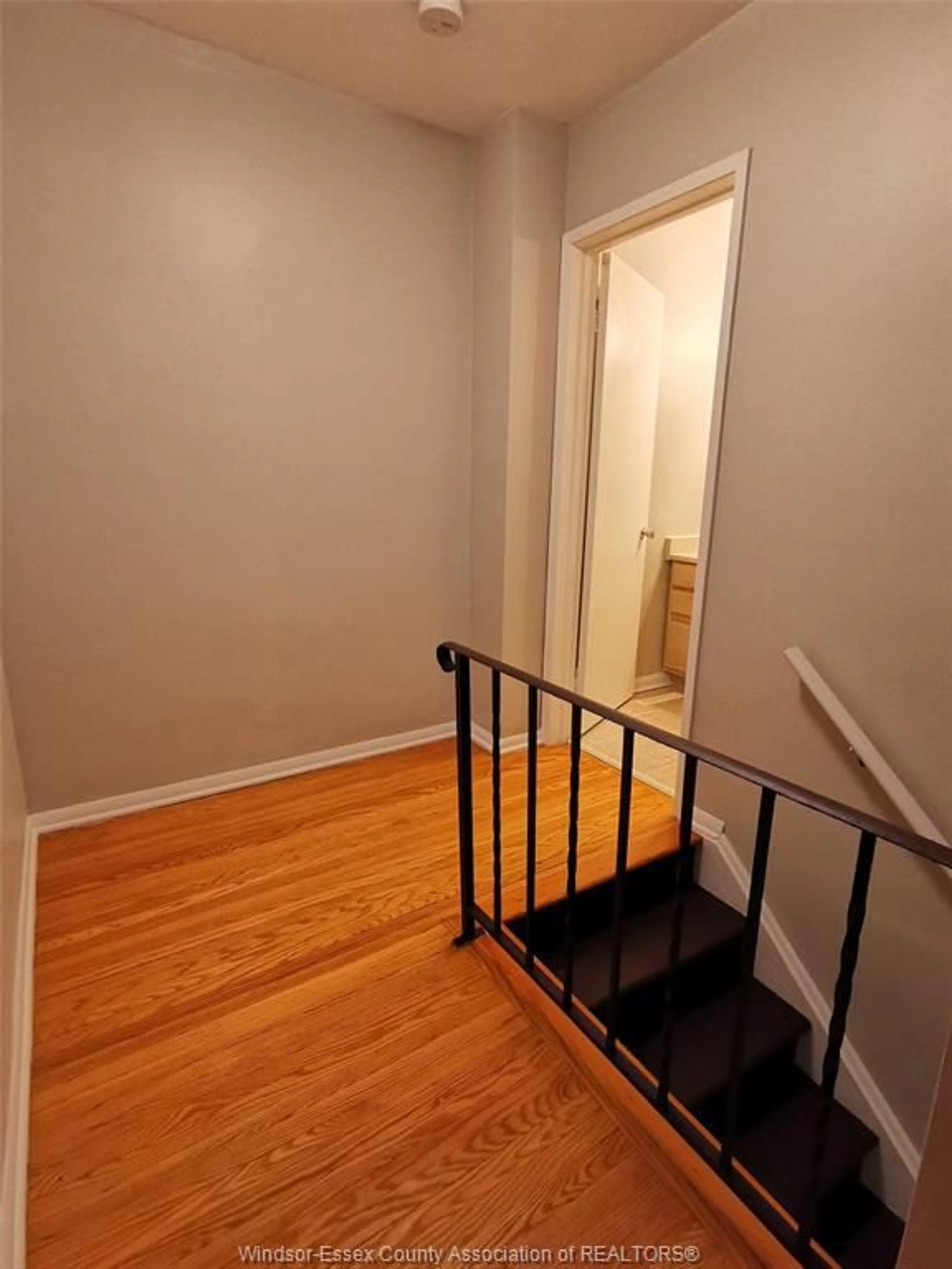 Unknown for 1800 COLUMBIA Crt #82, Windsor Ontario N9G 1B1