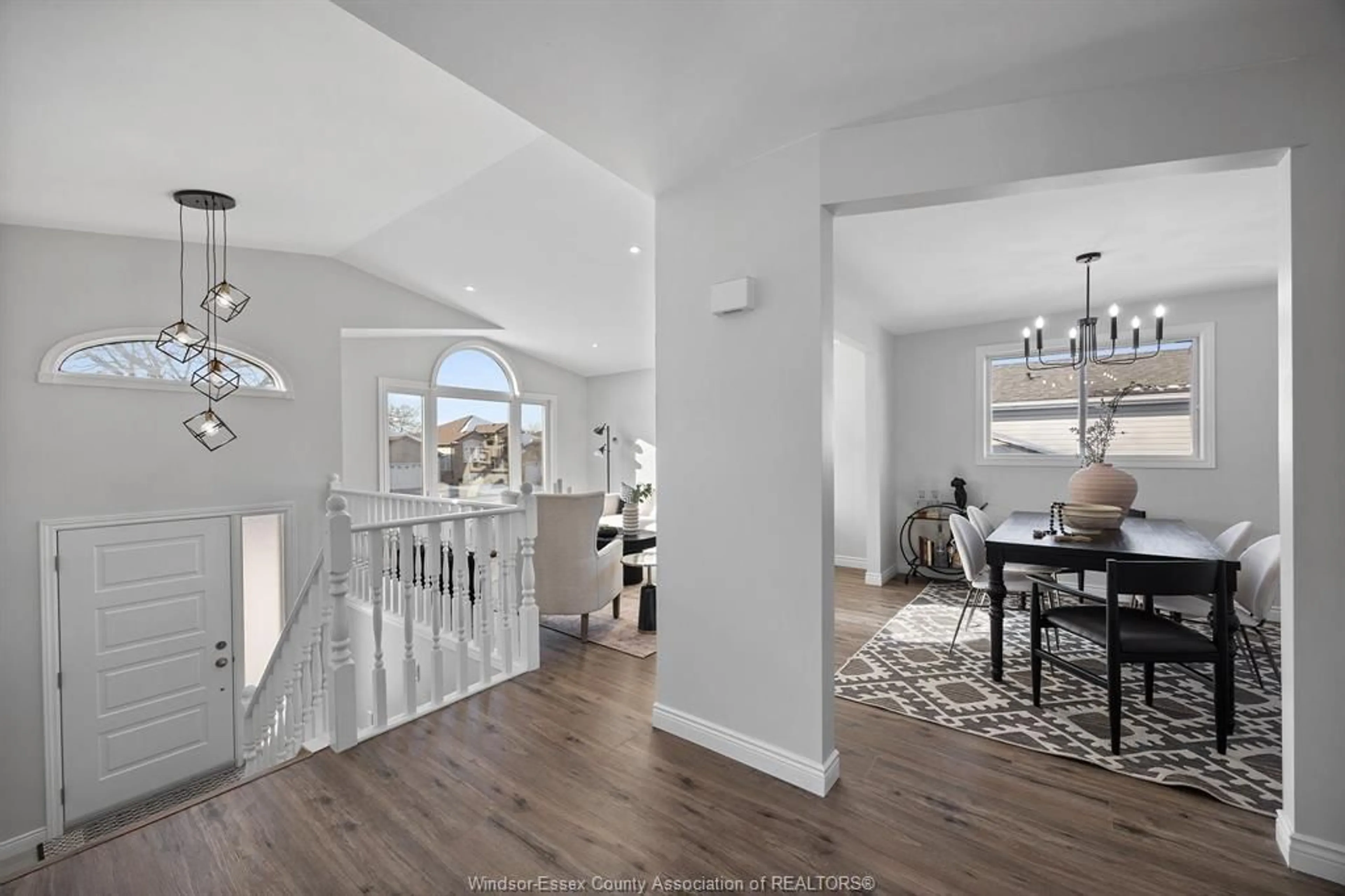 Unknown for 2978 CONSERVATION Dr, Windsor Ontario N8W 5L5