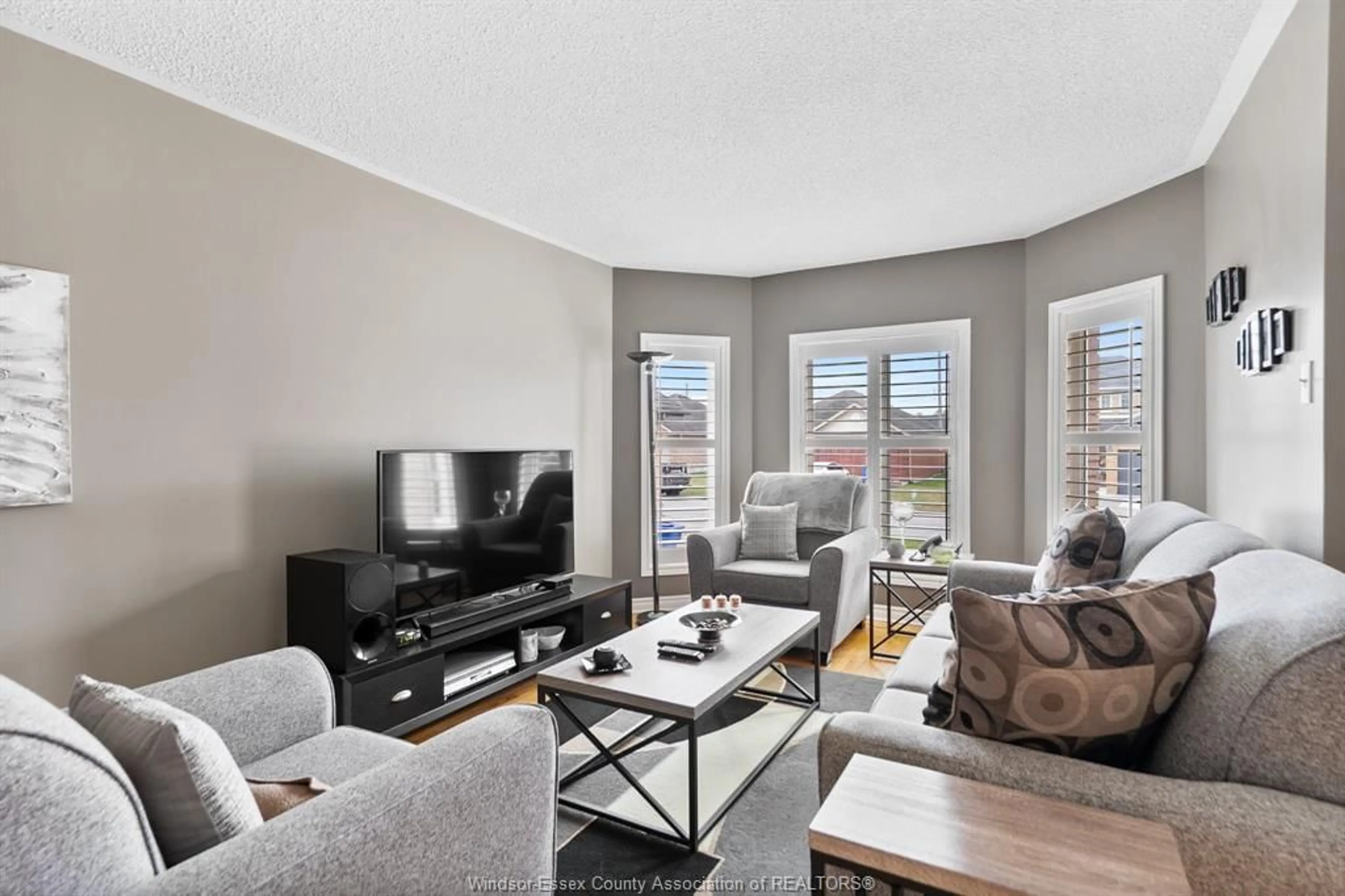 Living room with furniture, unknown for 166 EVELEIGH Cres, Windsor Ontario N9E 4M2