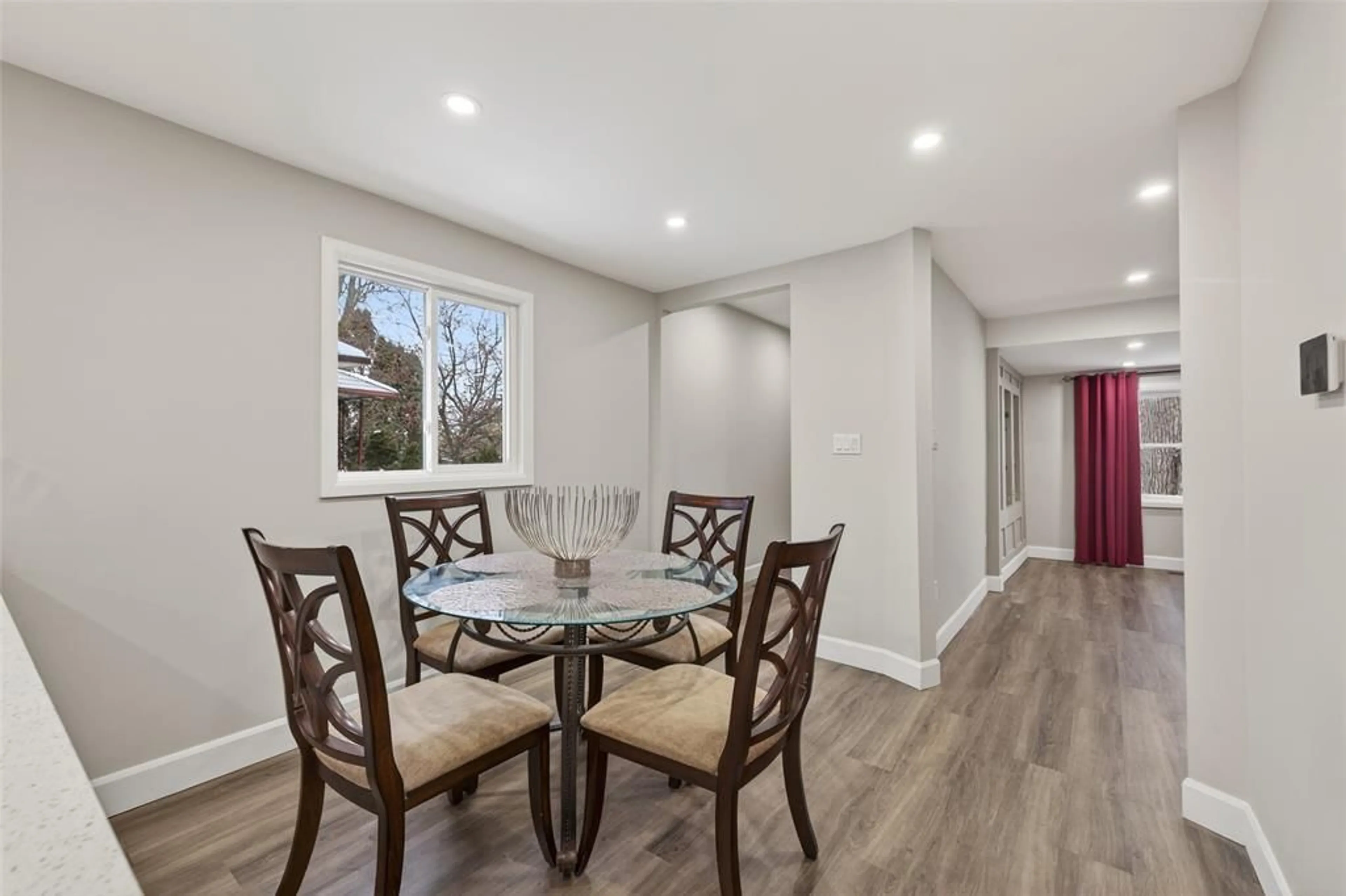 Dining room, wood/laminate floor for 7 FORBES St, London Ontario N6J 1L2