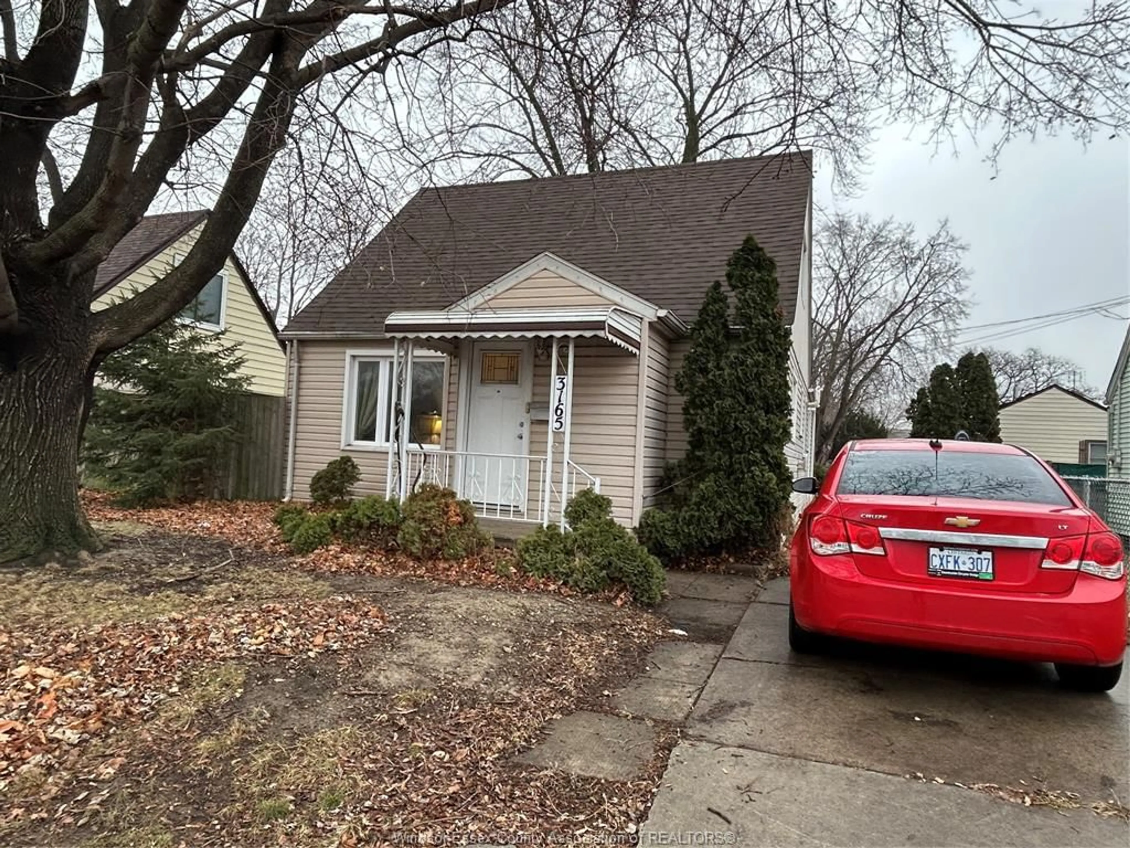 Unknown for 3165 TECUMSEH Rd, Windsor Ontario N9C 2B5