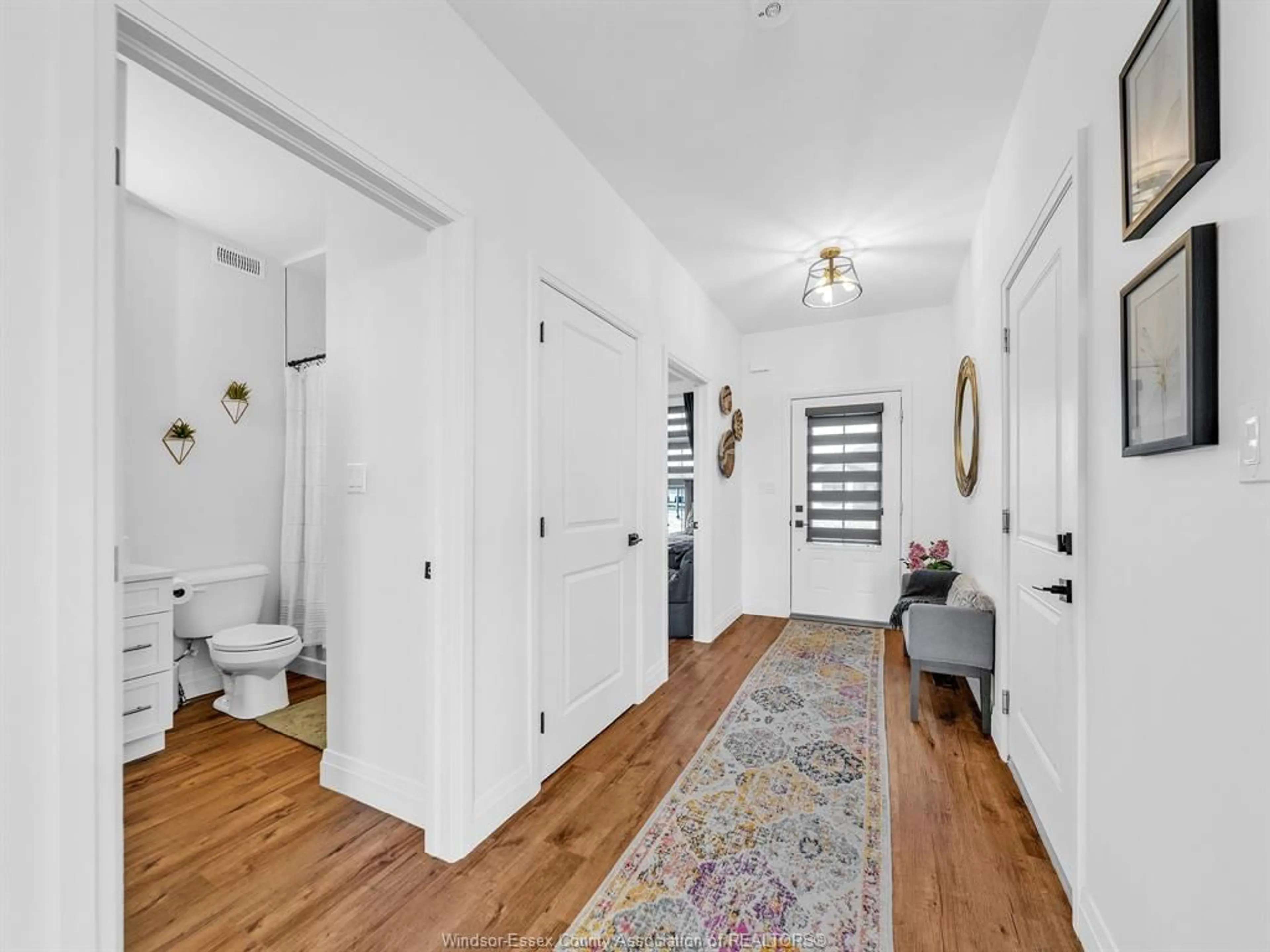 Indoor entryway for 214 Livingstone Cres, Amherstburg Ontario N9V 0H1