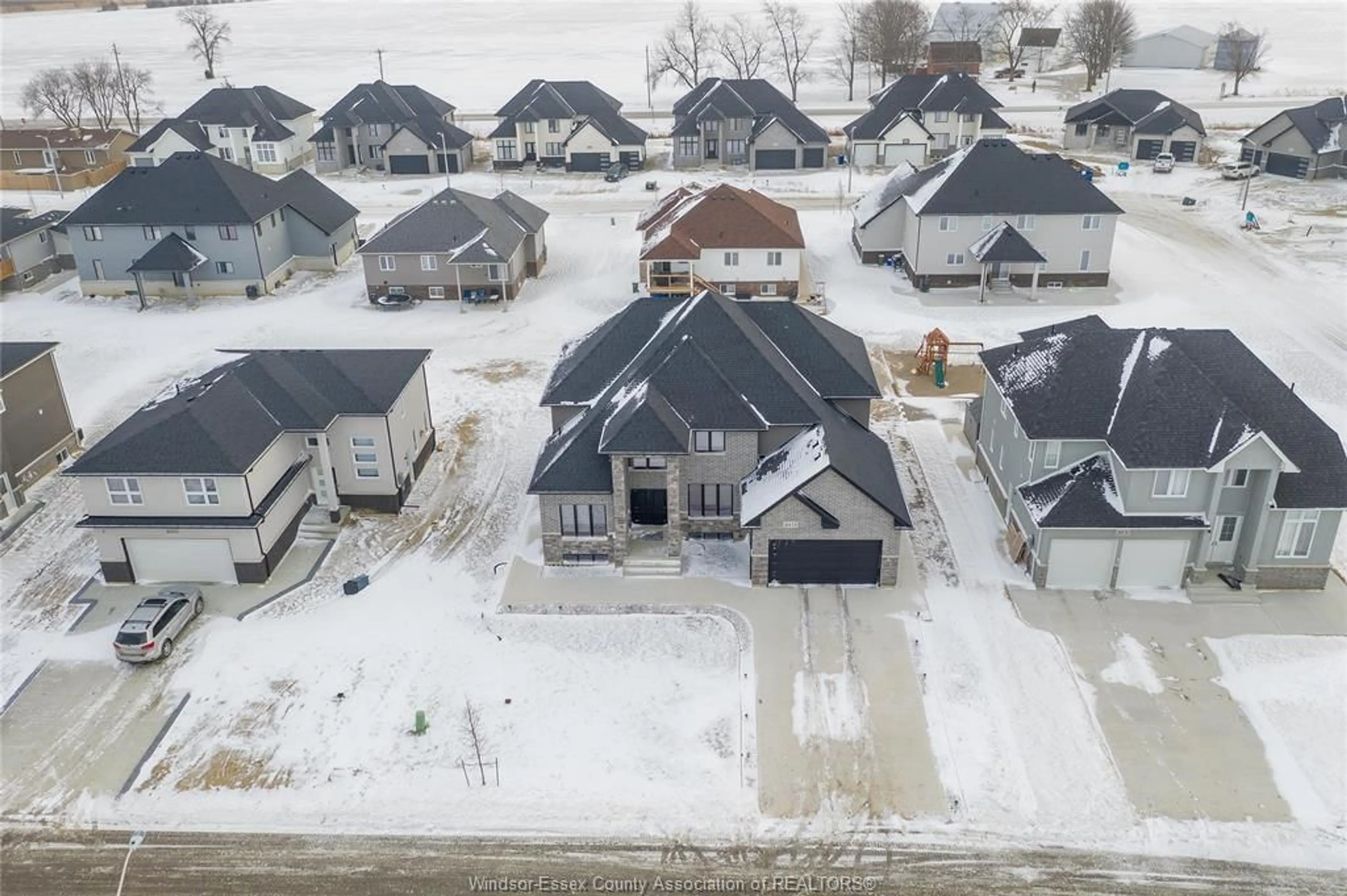 A pic from outside/outdoor area/front of a property/back of a property/a pic from drone, street for 4433 BELMONT, Comber Ontario N0P 1J0