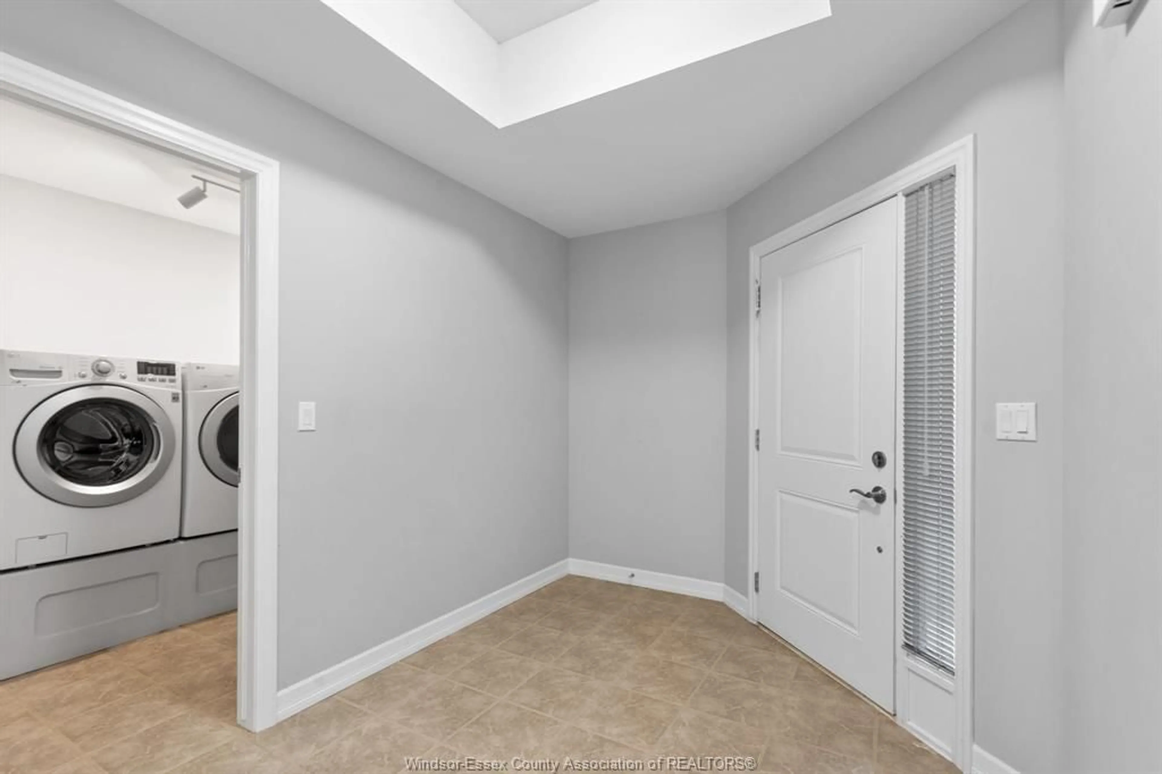 Unknown for 475 OLD COLONY Trail, Amherstburg Ontario N9V 0A1