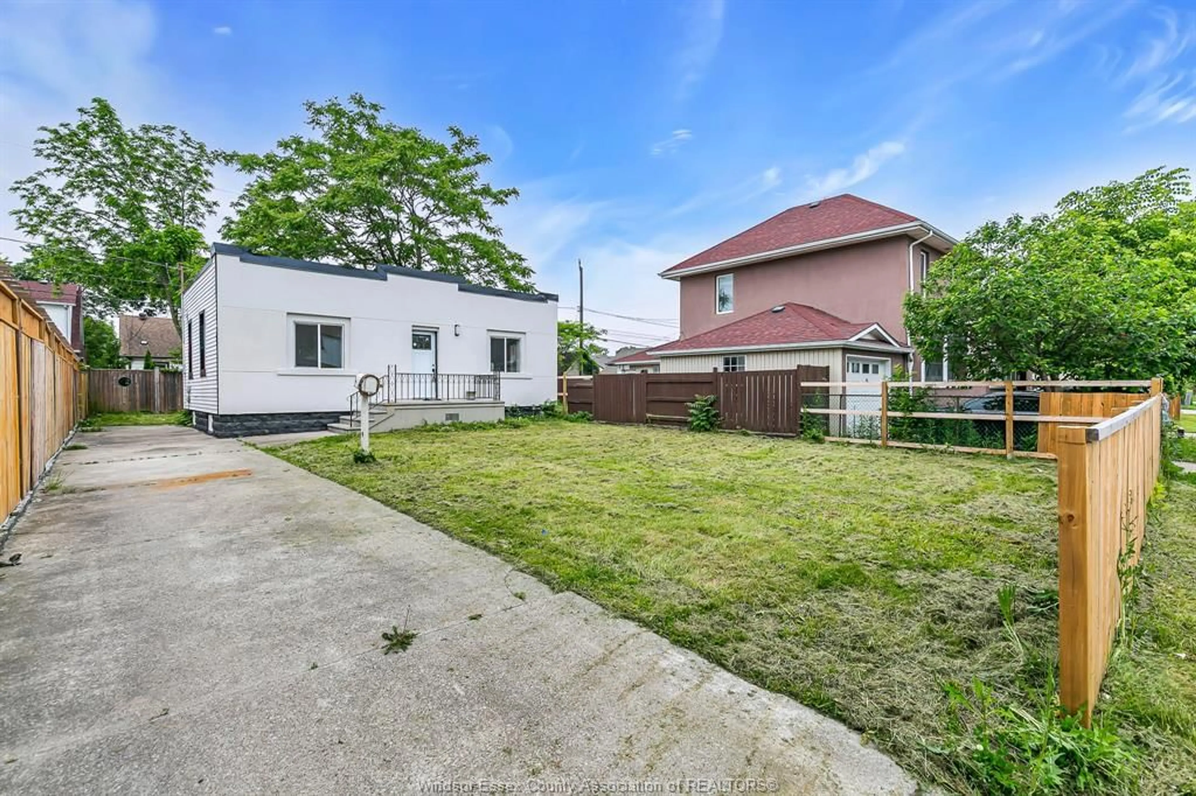 Unknown for 1737 DROUILLARD Rd, Windsor Ontario N8Y 2S6