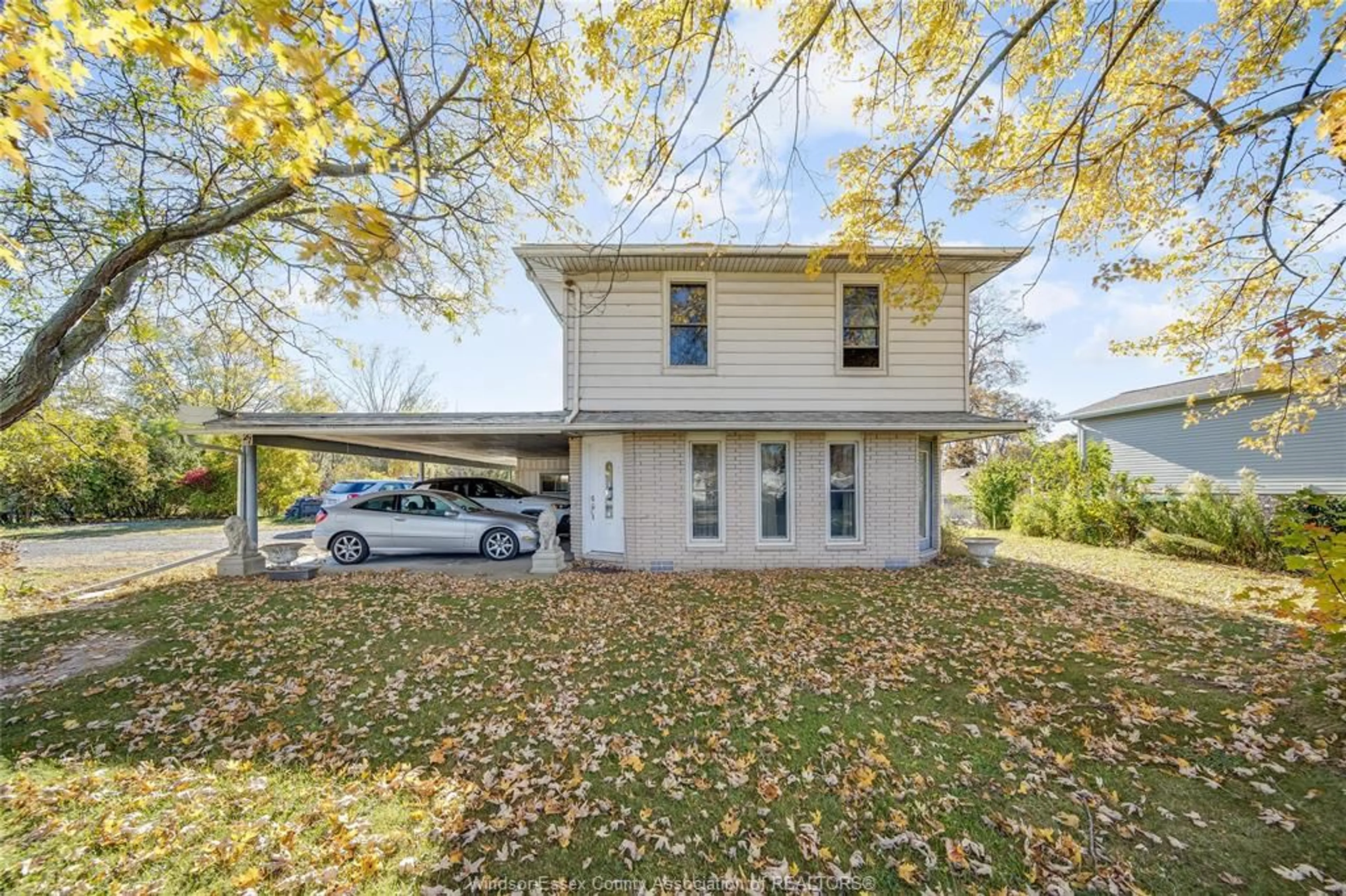 Home with vinyl exterior material, street for 20966 PIER Rd, Wheatley Ontario N0P 2P0