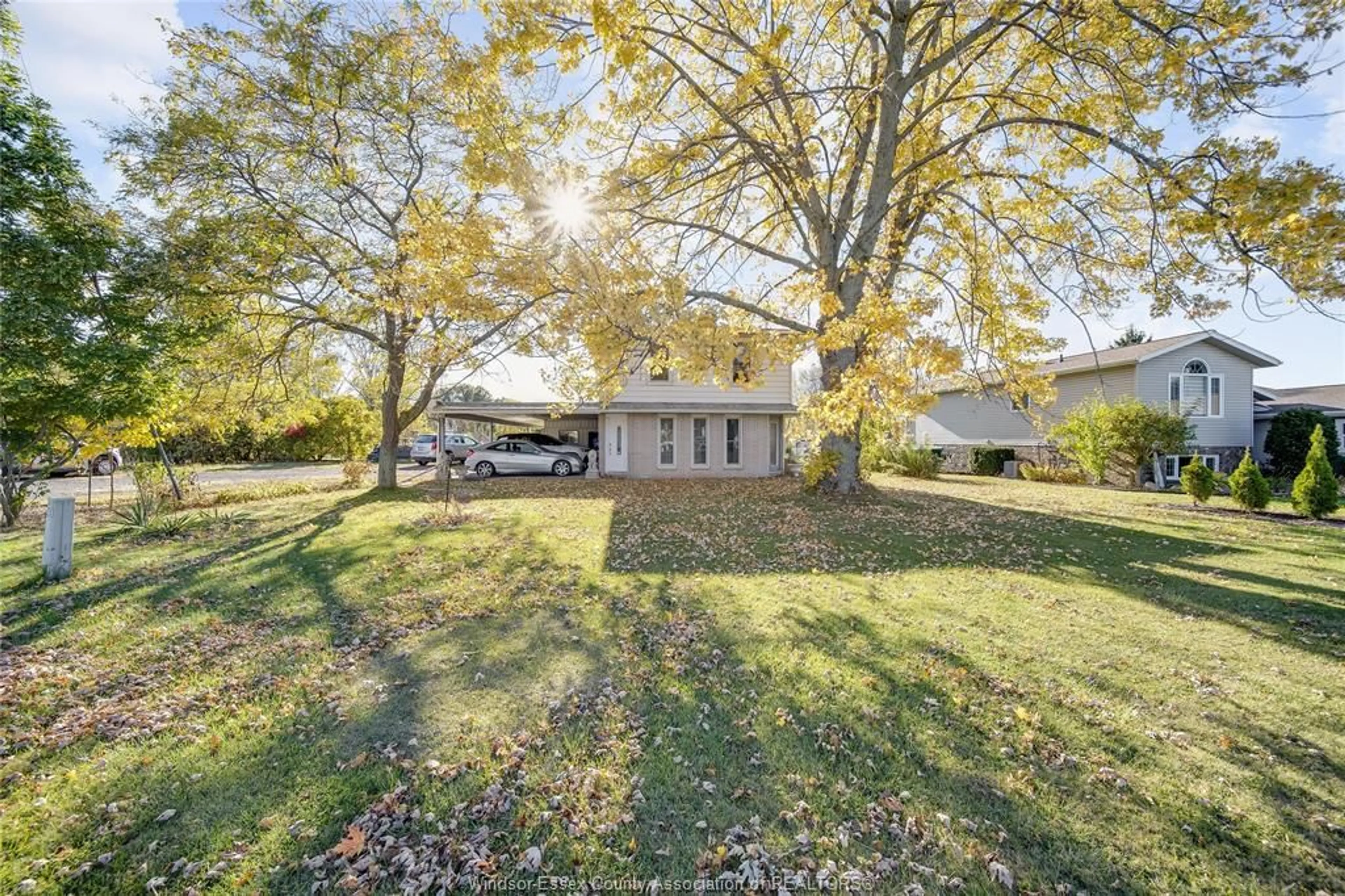 A pic from outside/outdoor area/front of a property/back of a property/a pic from drone, unknown for 20966 PIER Rd, Wheatley Ontario N0P 2P0