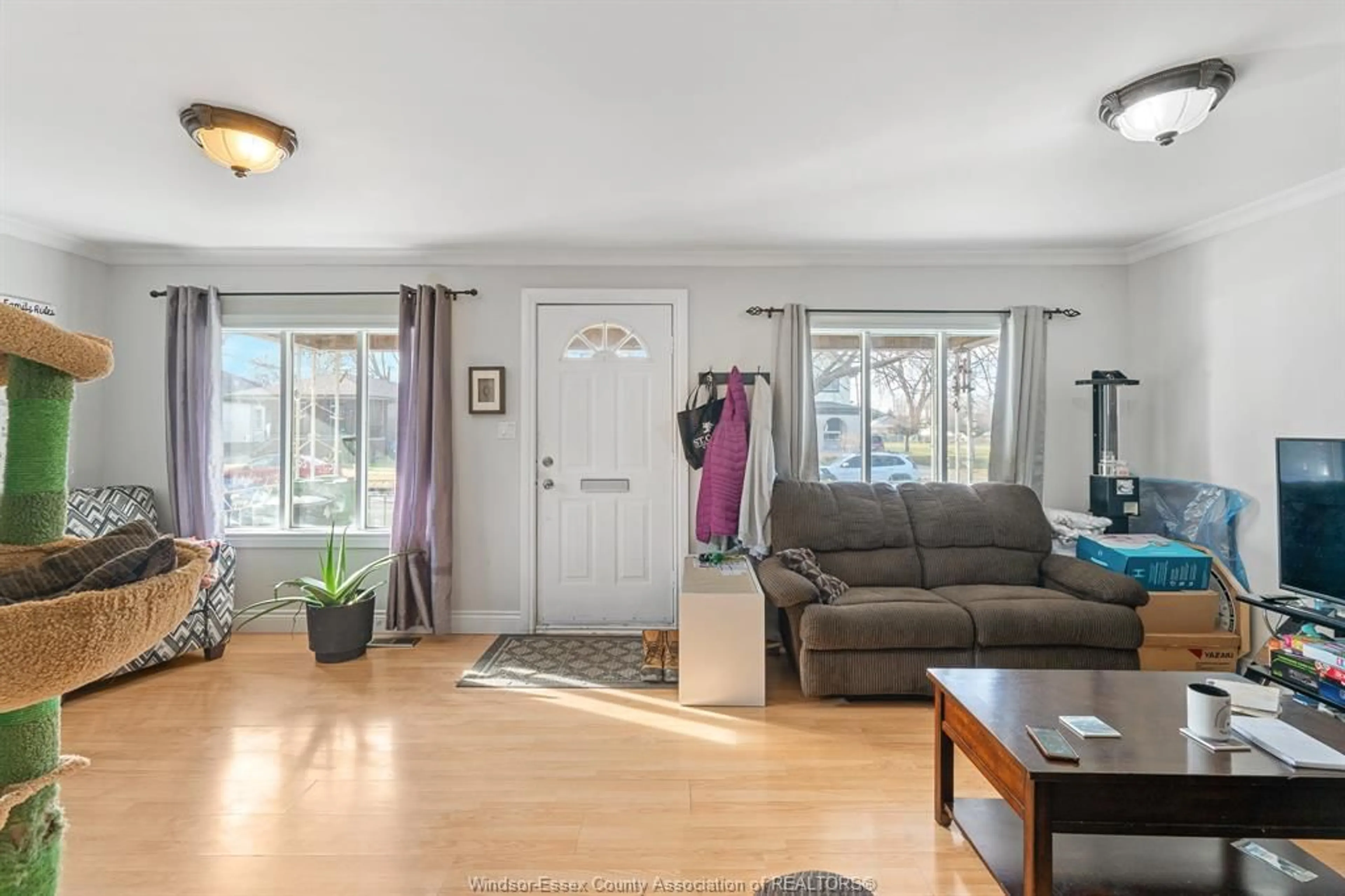 Living room with furniture, unknown for 1230 GEORGE Ave, Windsor Ontario N8Y 2X6