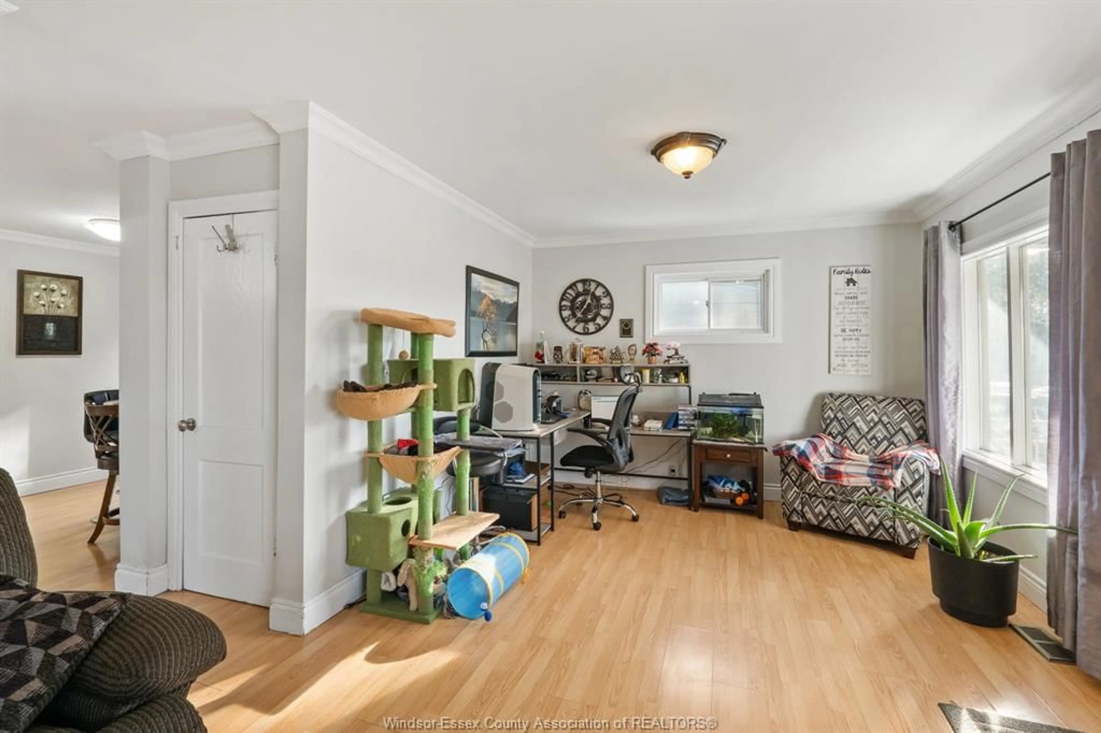 Unknown for 1230 GEORGE Ave, Windsor Ontario N8Y 2X6