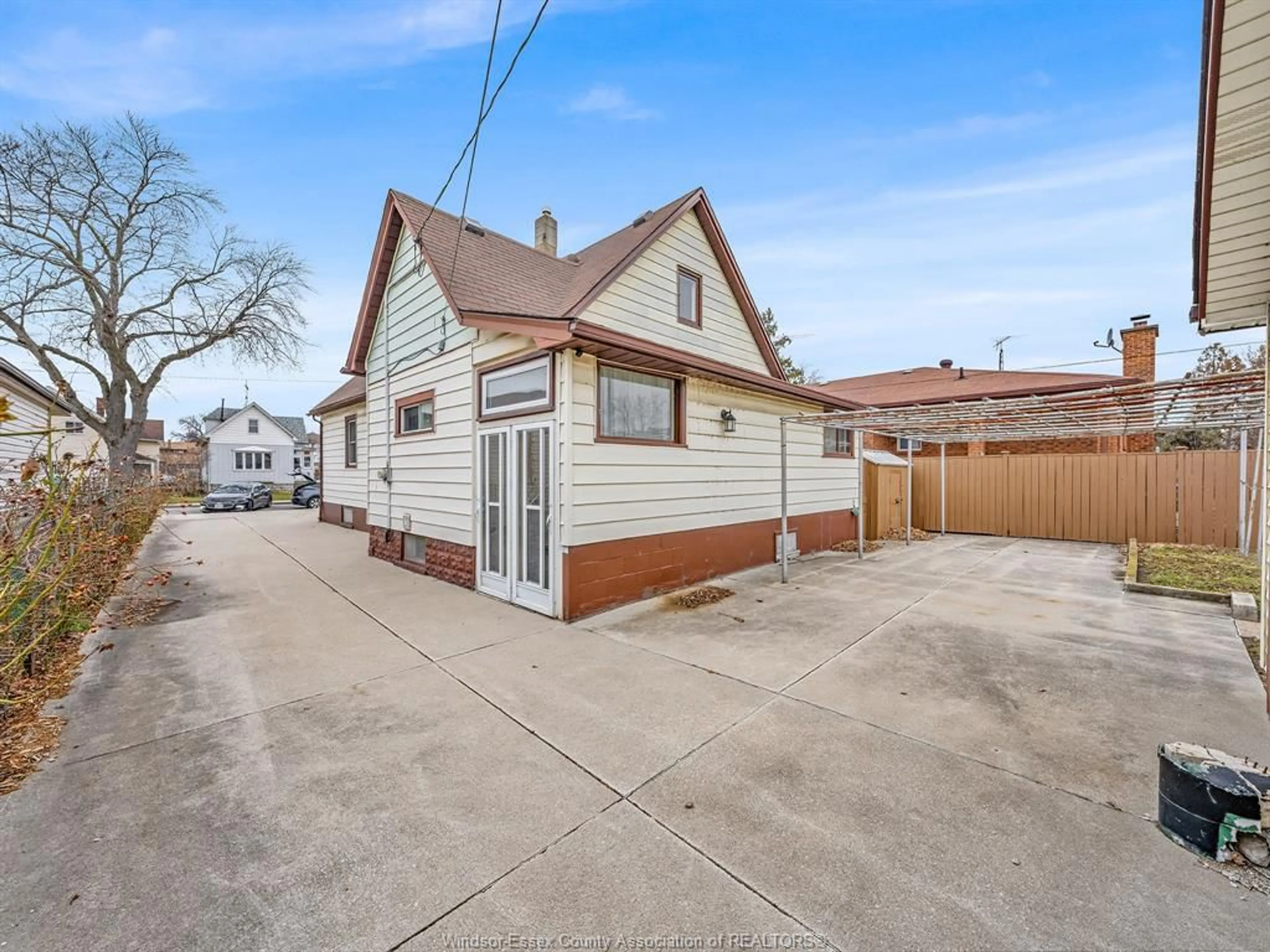 Unknown for 948 LANGLOIS, Windsor Ontario N9A 2H3