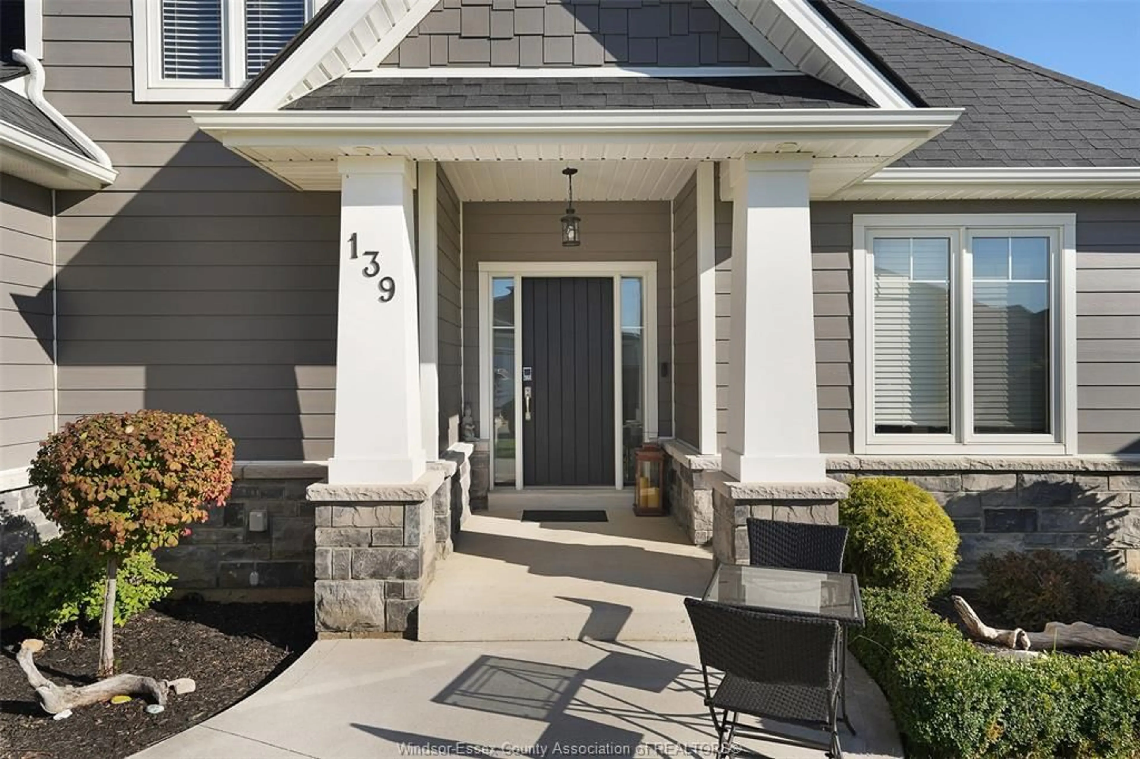 Unknown for 139 Blue Jay, Kingsville Ontario N9Y 0E3