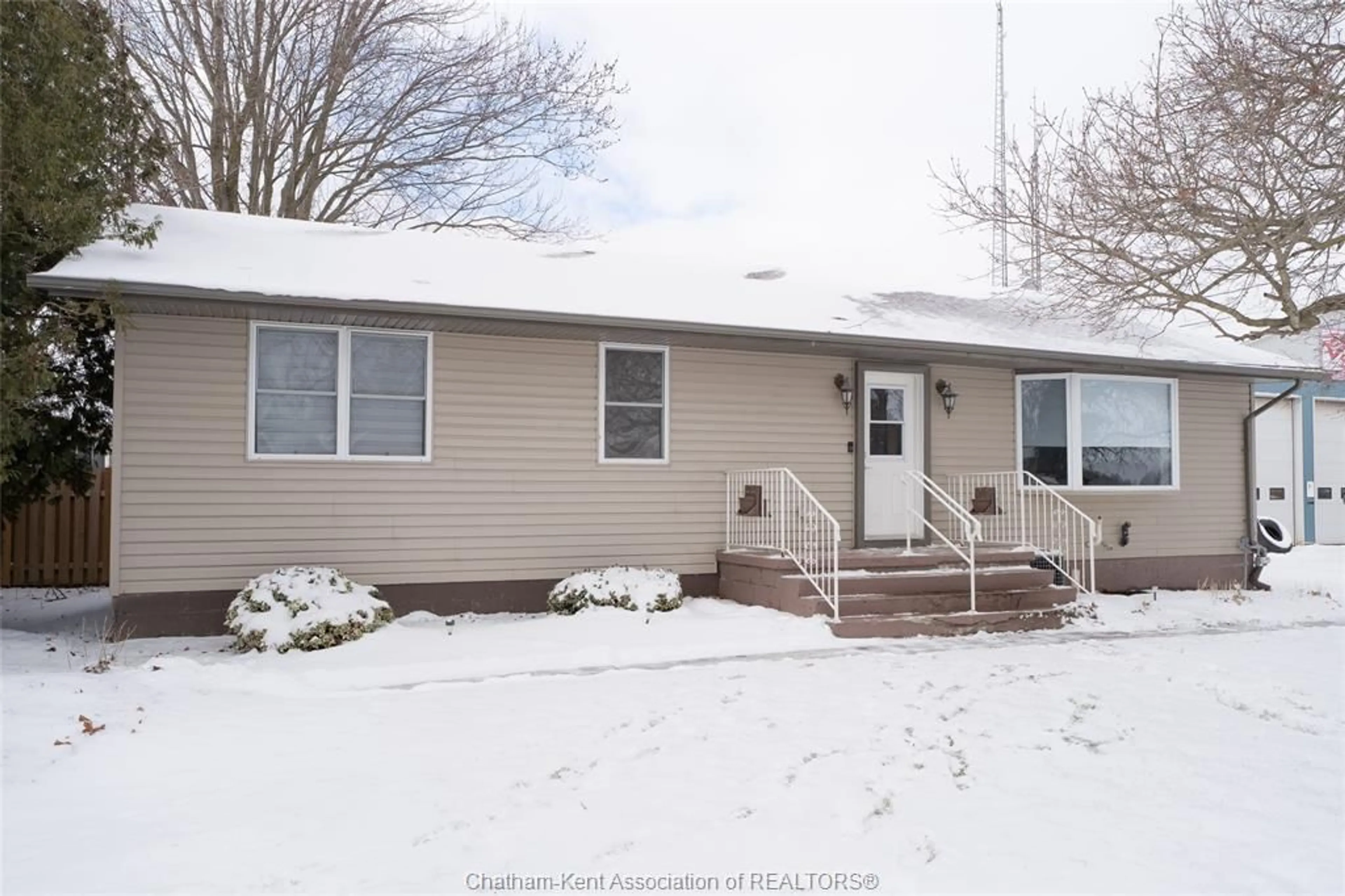 Home with vinyl exterior material, street for 29006 SHARROW Rd, Wabash Ontario N0P 2K0