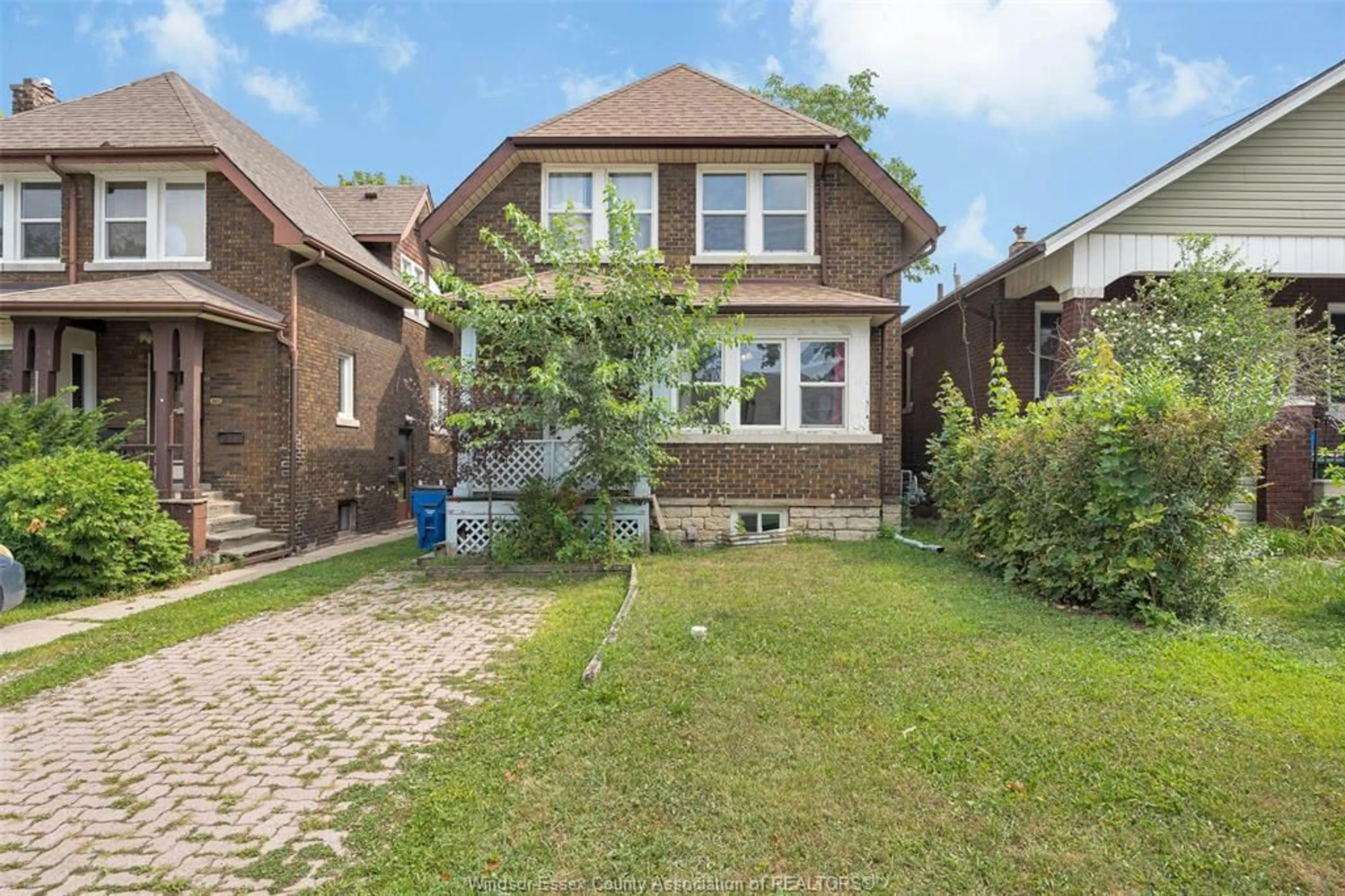 Home with brick exterior material, street for 466 RANKIN, Windsor Ontario N9B 2R7