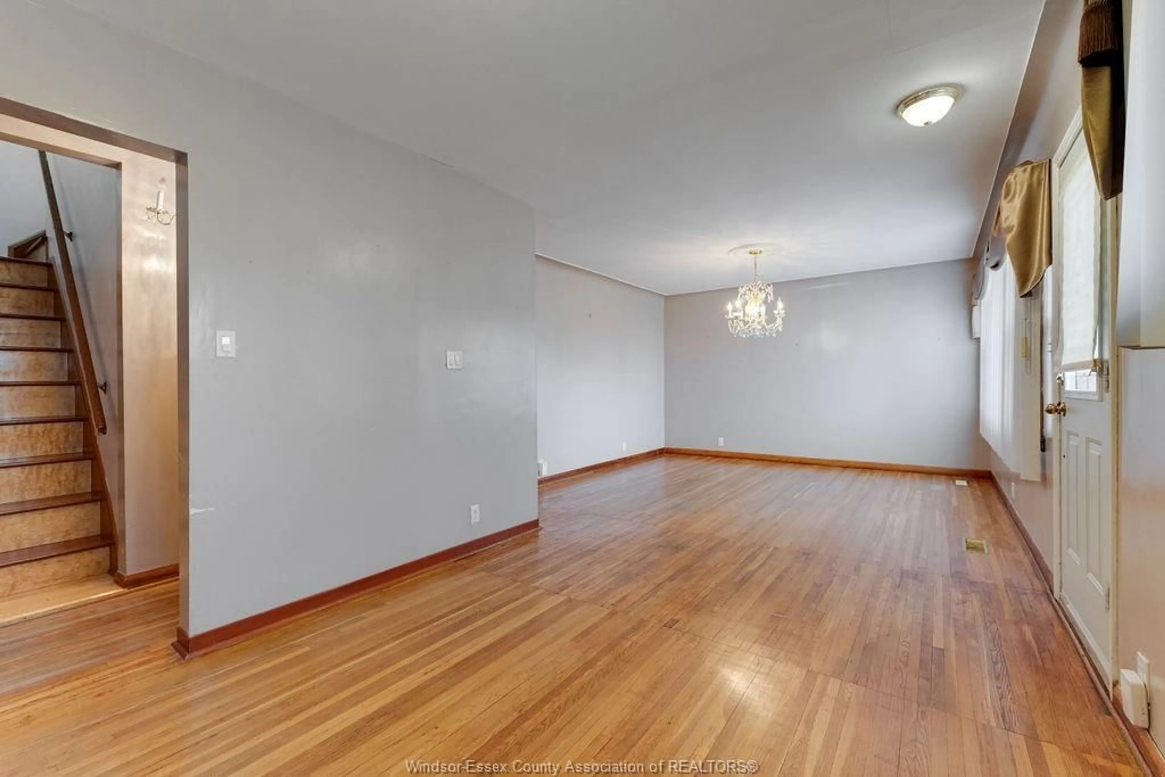 A pic of a room for 3518 WOODLAND Ave, Windsor Ontario N9E 1Z8