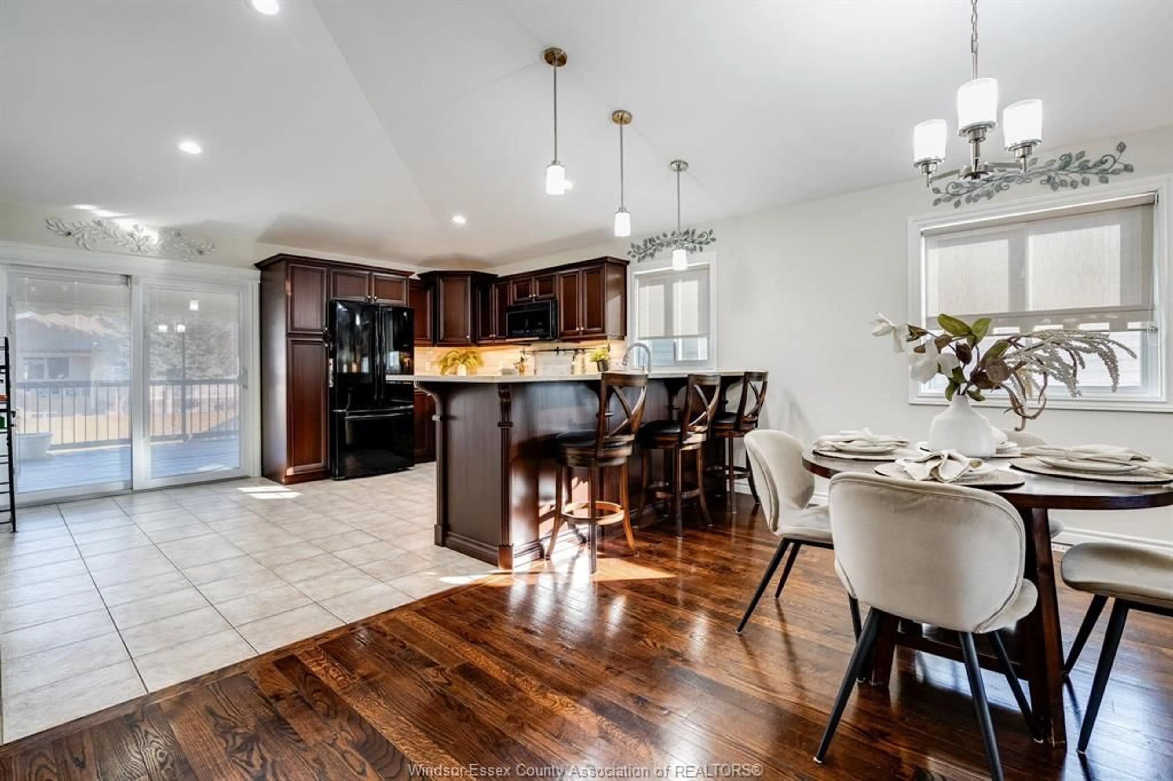 Open concept kitchen, ceramic/tile floor for 1632 Magnolia, Windsor Ontario N8P 1Z1