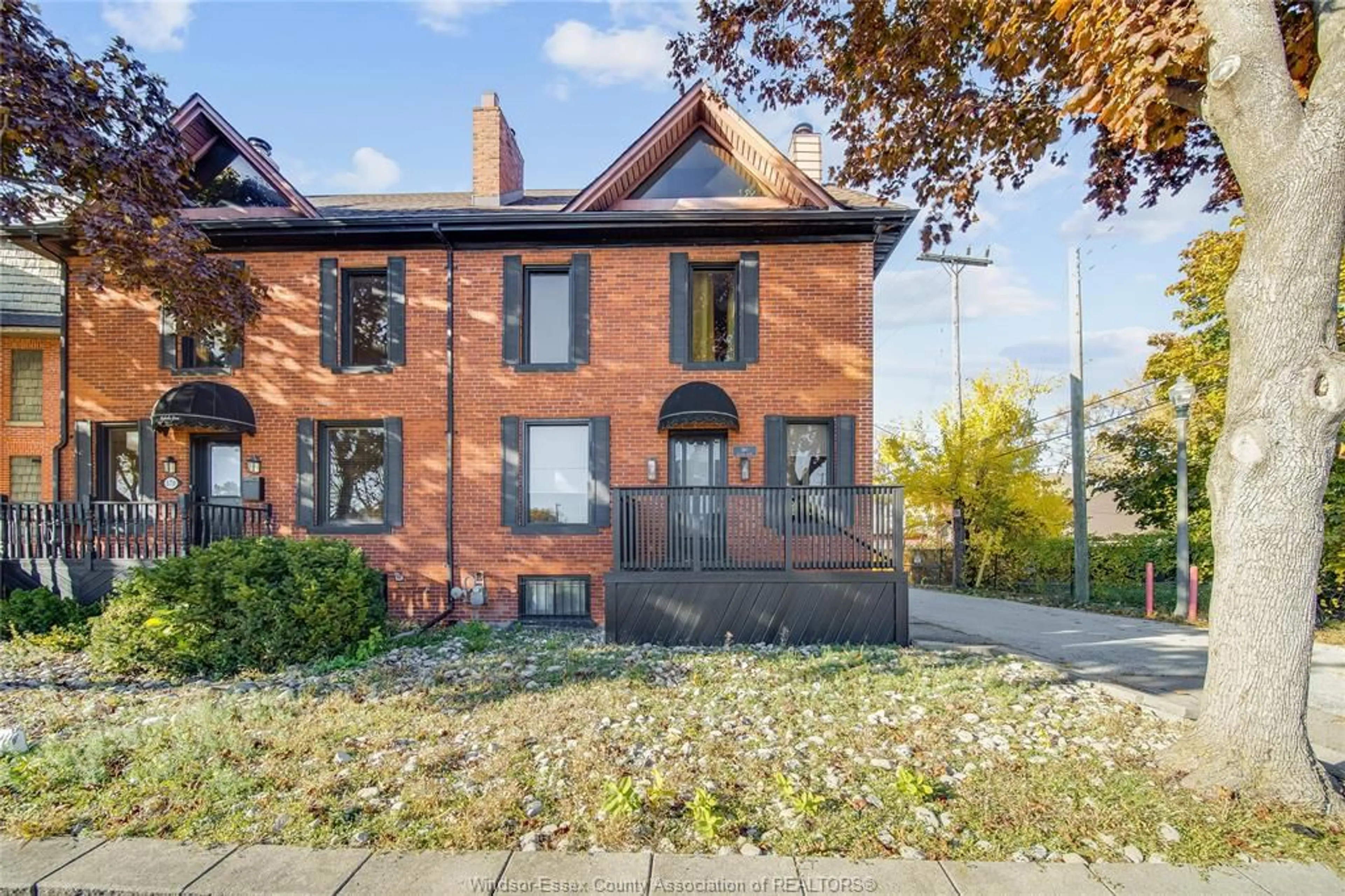 Home with brick exterior material, street for 560 CHATHAM St, Windsor Ontario N9A 5N2