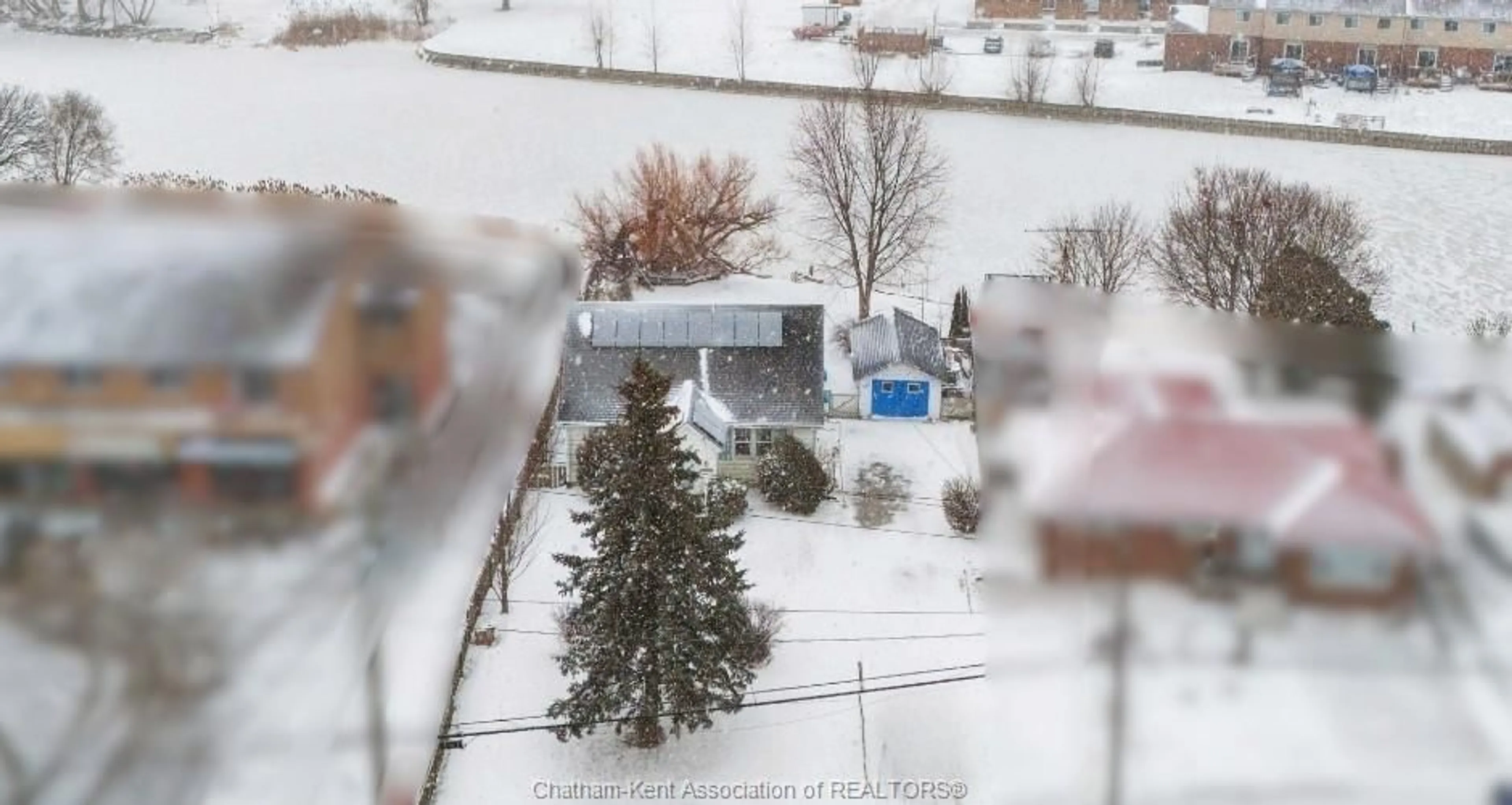 Blurry image for 204 Margaret Ave, Wallaceburg Ontario N8A 2A1