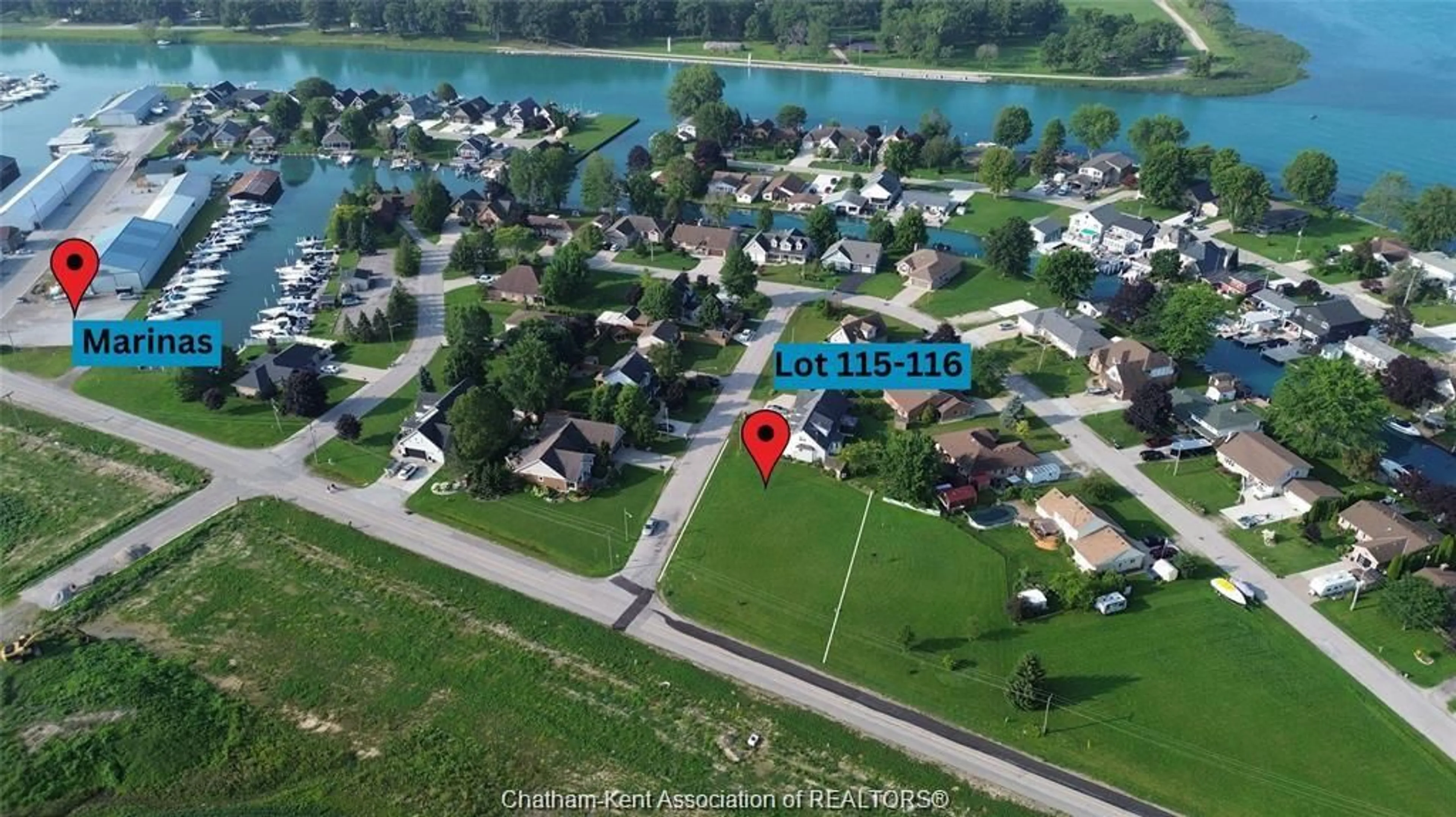 A pic from outside/outdoor area/front of a property/back of a property/a pic from drone, water/lake/river/ocean view for 4677 Old River Rd, Port Lambton Ontario N0P 2B0