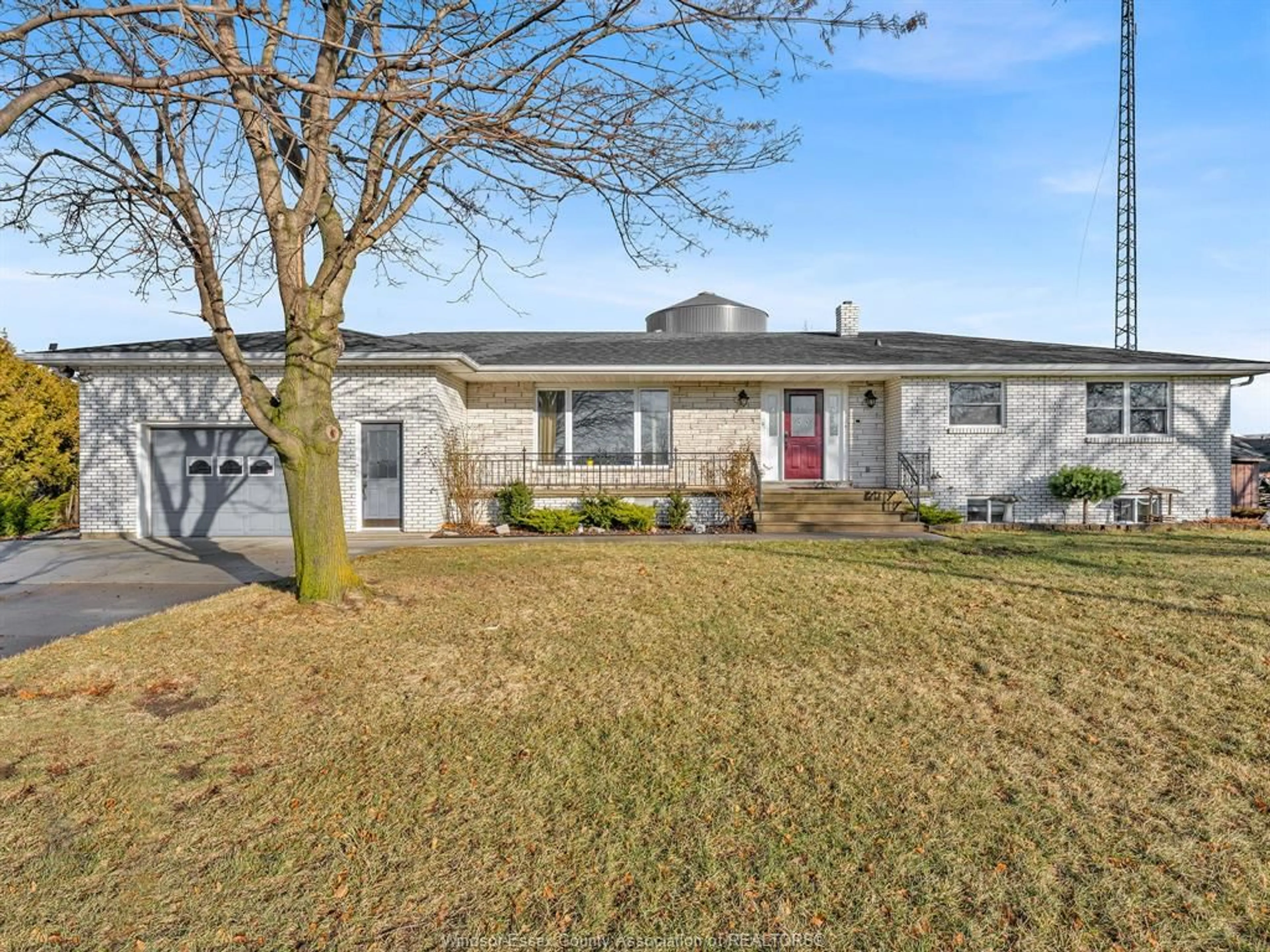 A pic from outside/outdoor area/front of a property/back of a property/a pic from drone, street for 1502 Road 4 East, Ruthven Ontario N0P 2G0