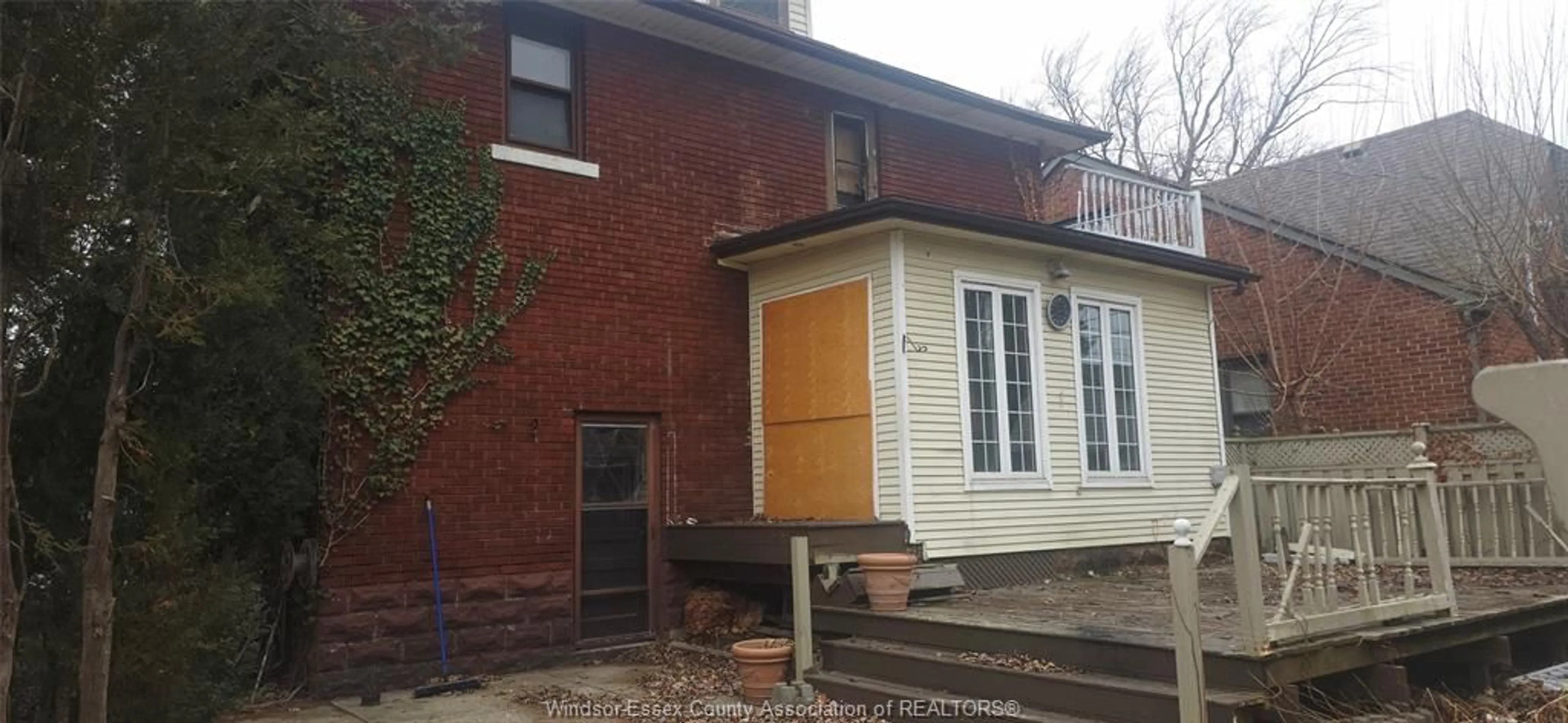 Patio, building for 2390 Princess Ave, Windsor Ontario N8T 1V1