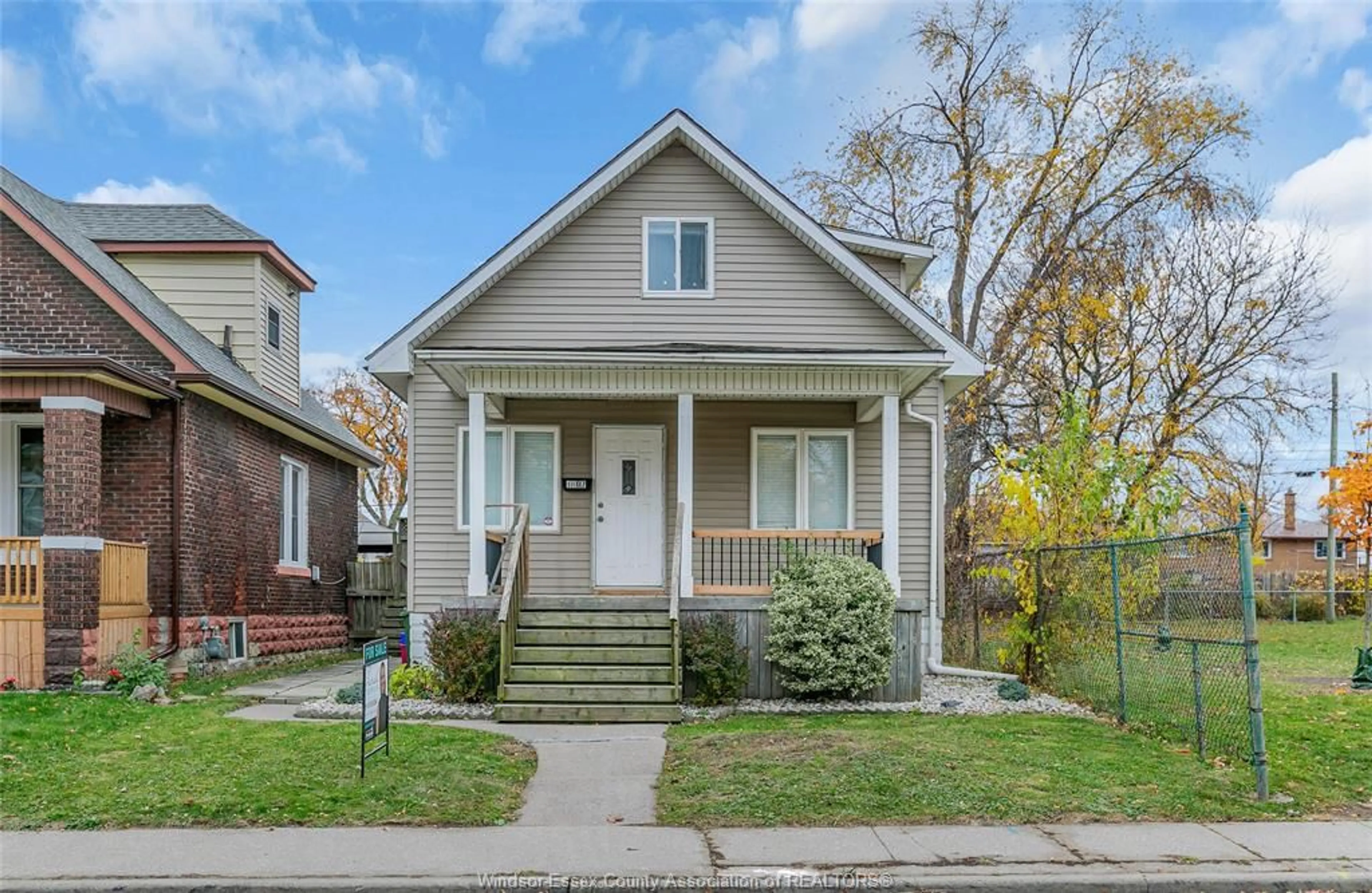 Home with brick exterior material, street for 1107 UNIVERSITY Ave, Windsor Ontario N9A 3A5