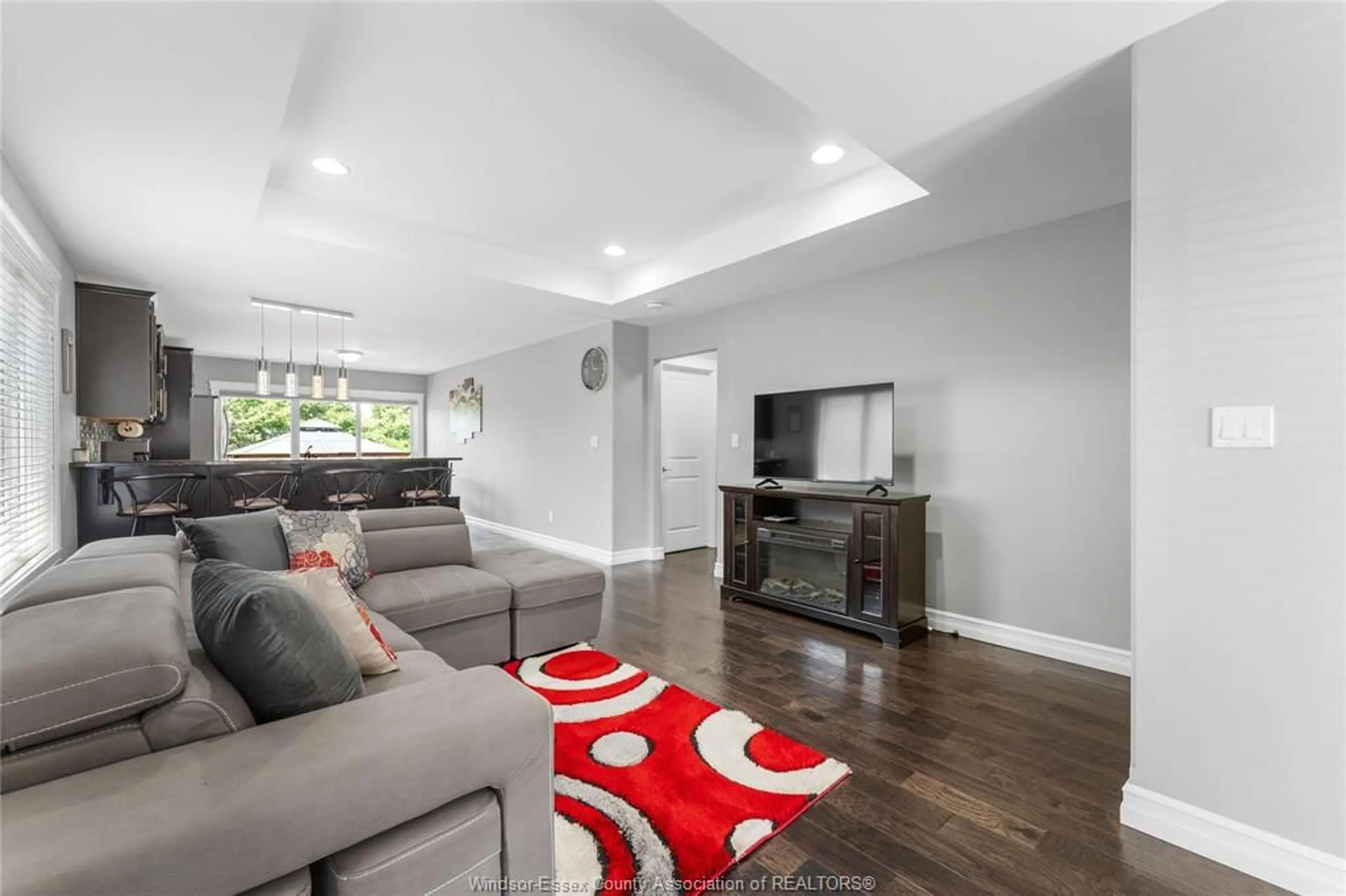 Living room with furniture, unknown for 46 SHAW Dr, Amherstburg Ontario N9V 0B2