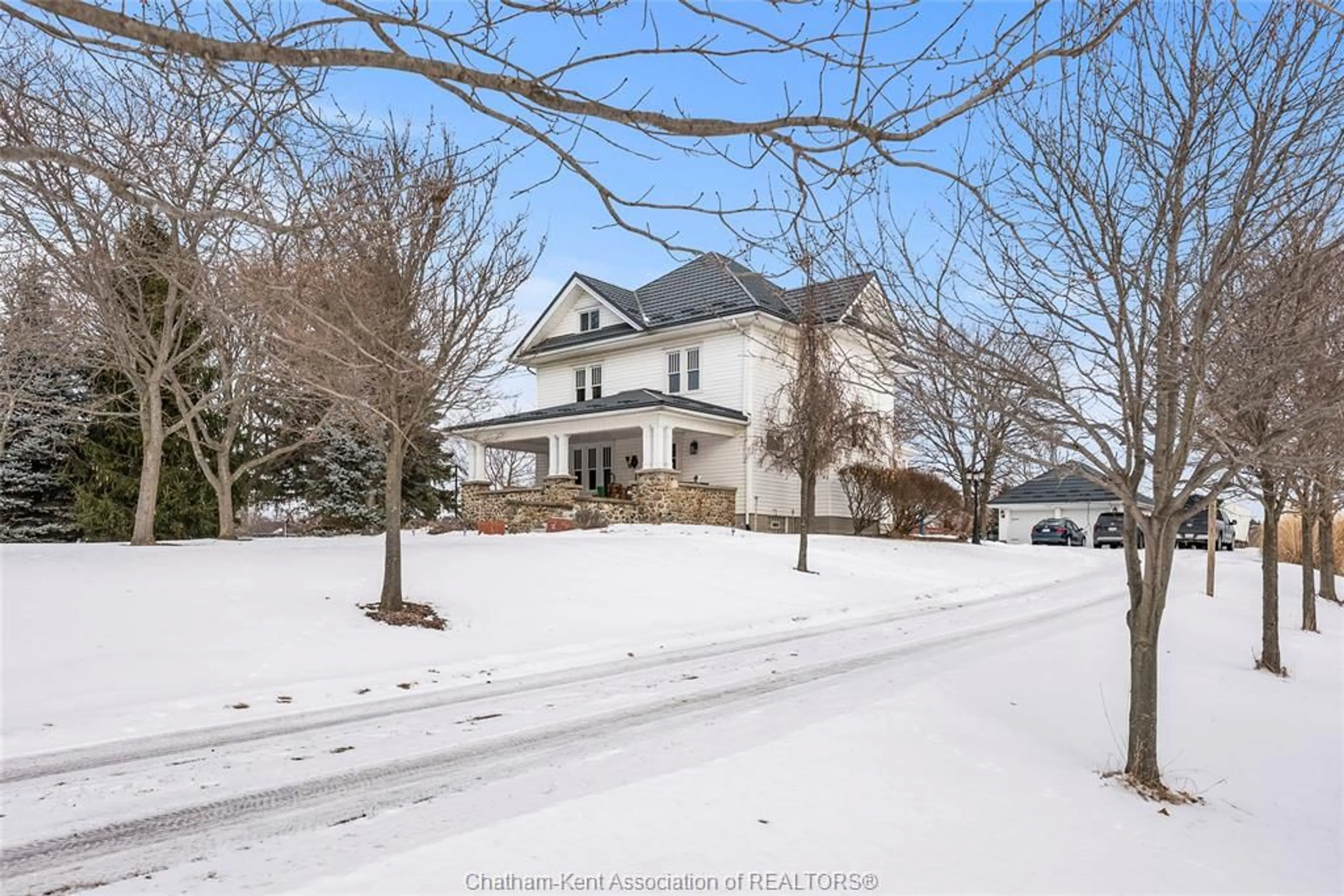 A pic from outside/outdoor area/front of a property/back of a property/a pic from drone, street for 243 Chatham St, Blenheim Ontario N0P 1A0