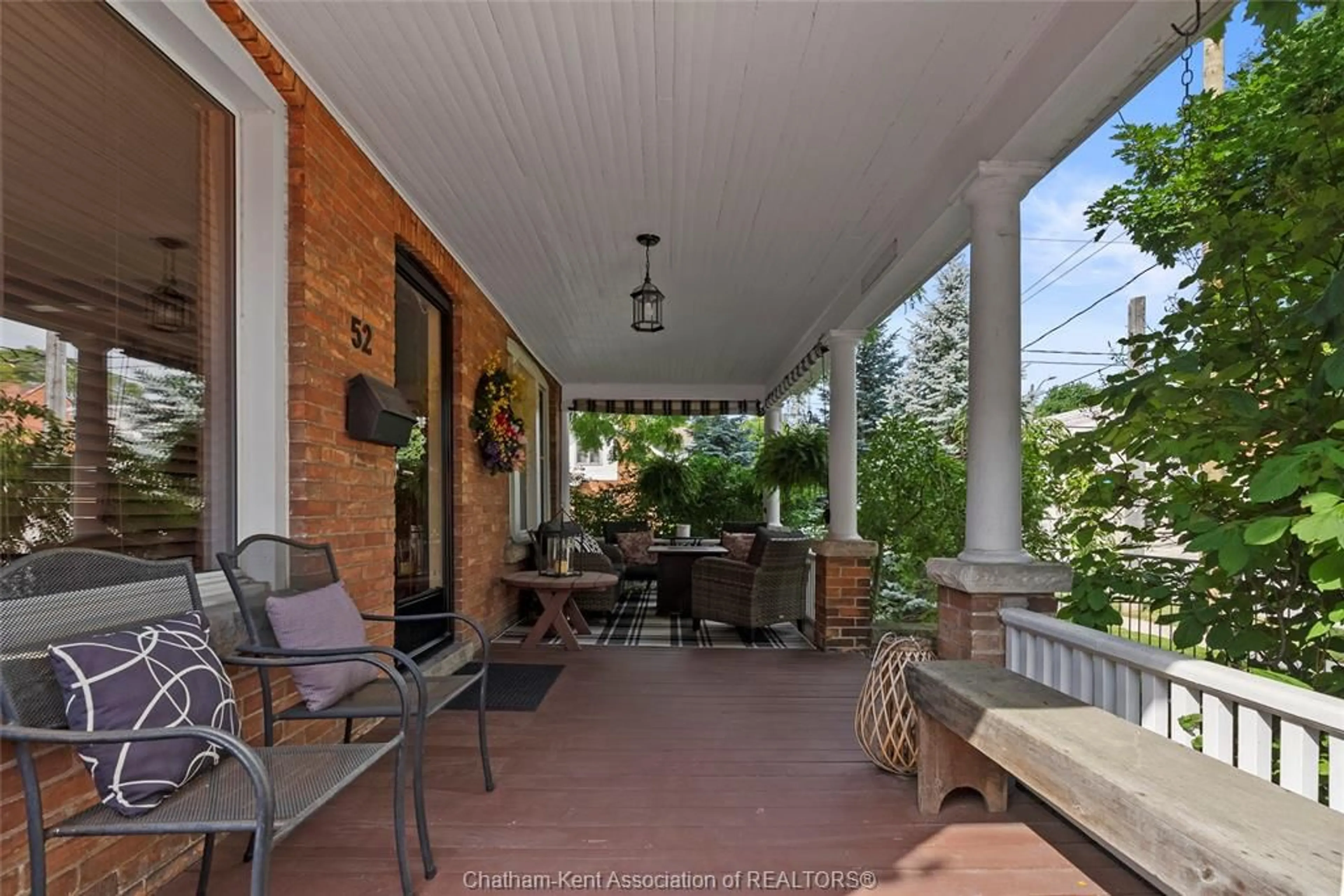 Patio, street for 52 Cross St, Chatham Ontario N7M 1K7