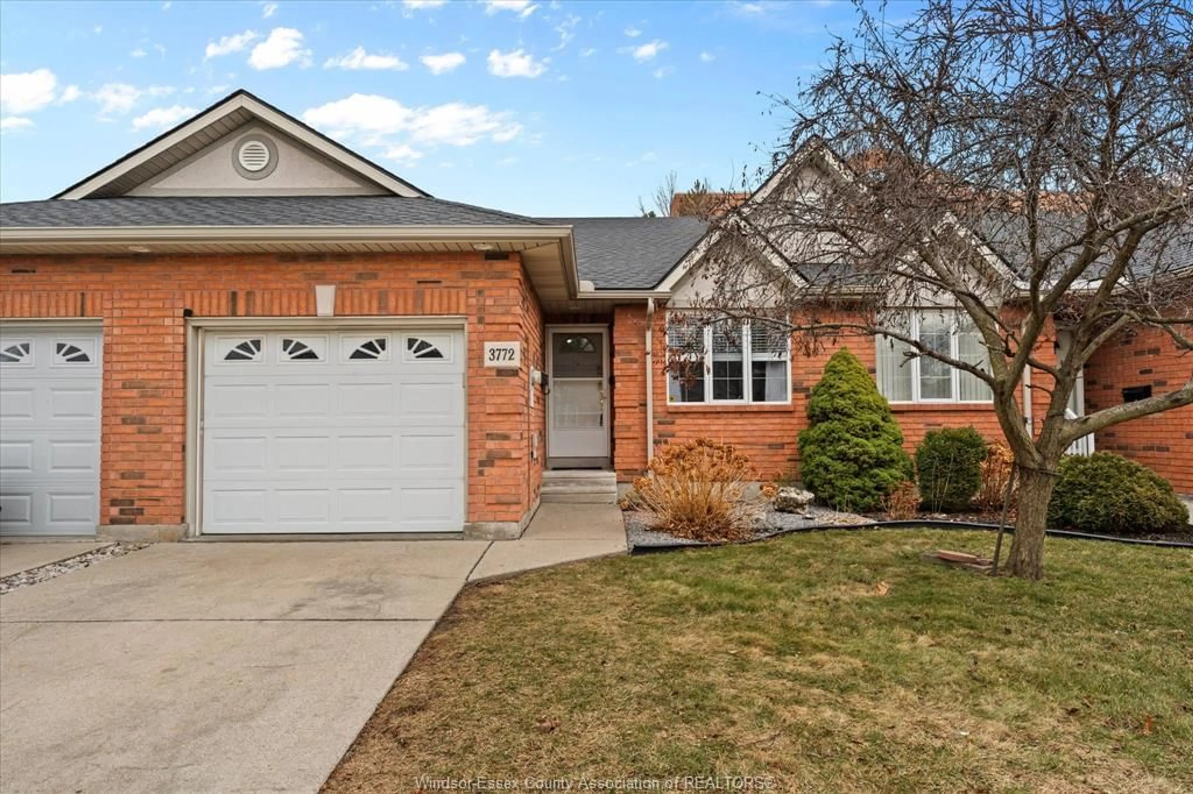 Home with brick exterior material, street for 3772 PRAIRIE Crt, Windsor Ontario N9G 2X3