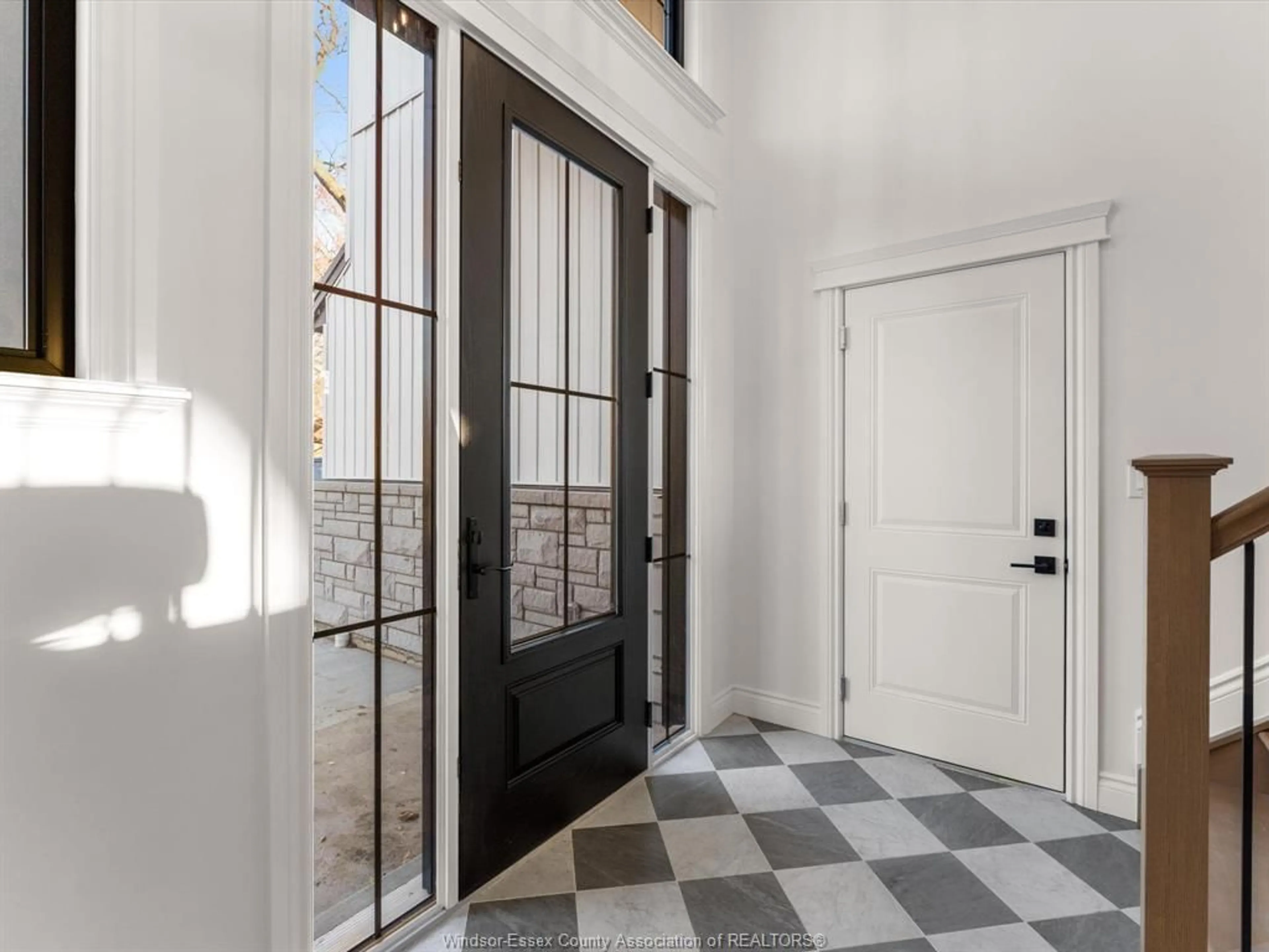 Indoor entryway for 3445 CHURCH, Windsor Ontario N9E 1V6