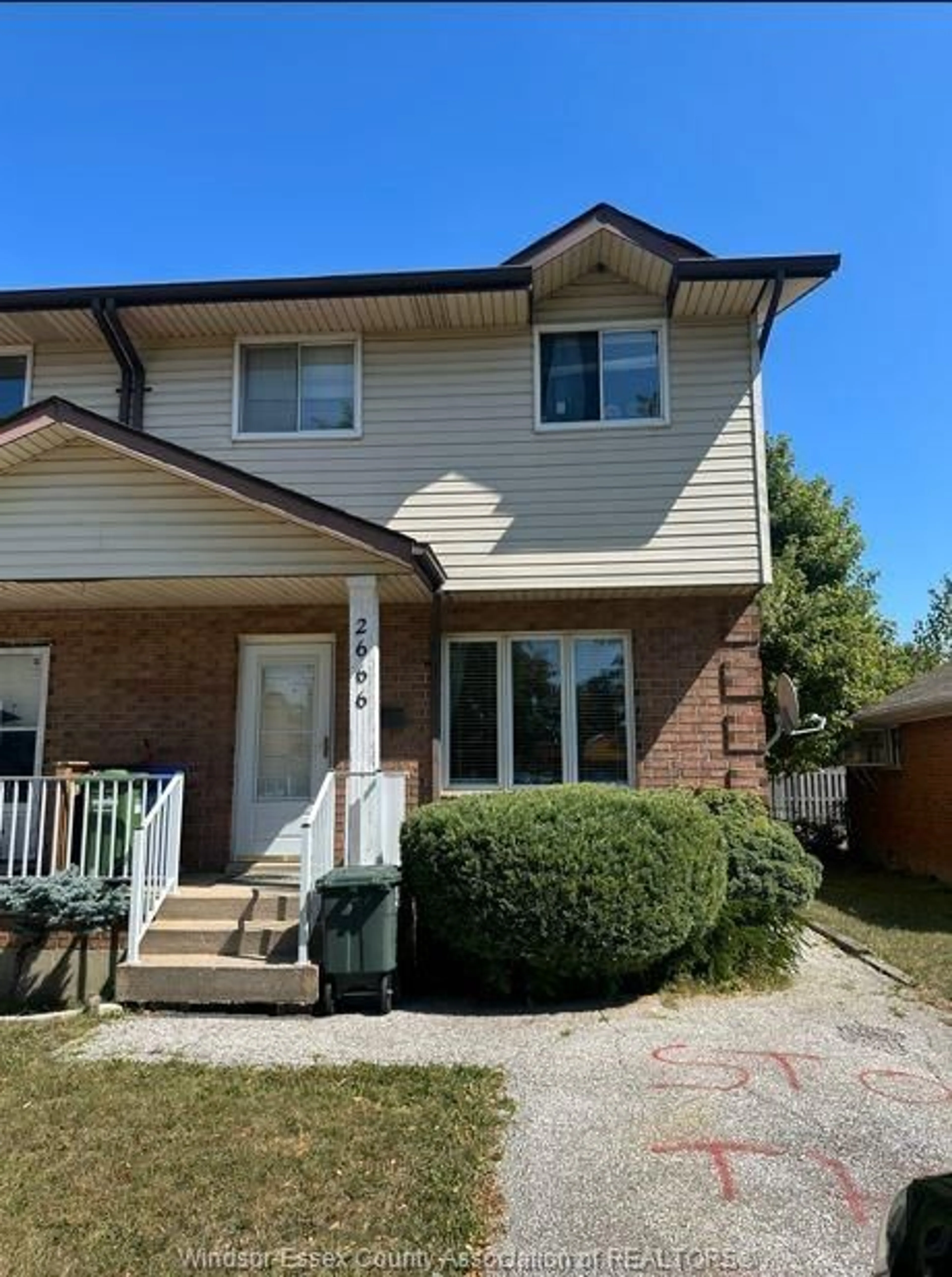 Unknown for 2666 LAUZON, Windsor Ontario N8T 2Z6