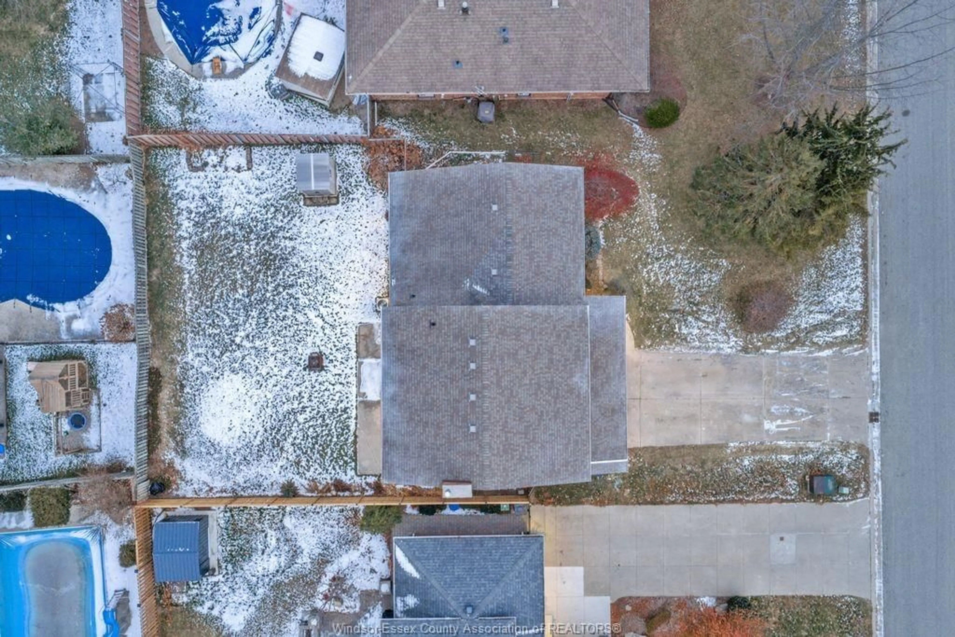 A pic from outside/outdoor area/front of a property/back of a property/a pic from drone, street for 247 GEORGE Cres, Belle River Ontario N0R 1A0