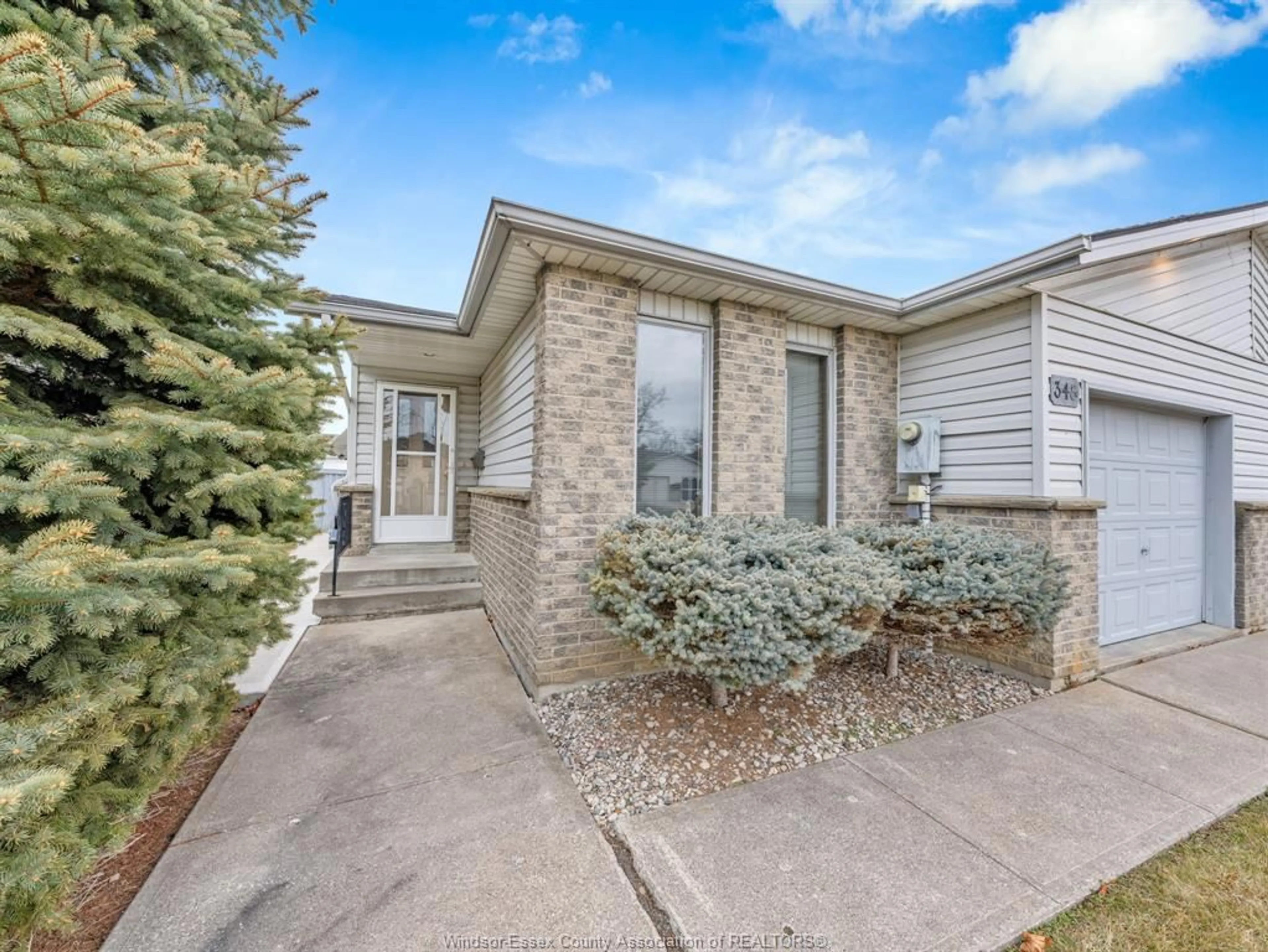 Home with brick exterior material, street for 348 RIDGEVIEW PLACE NORTH, Amherstburg Ontario N9V 3Y6