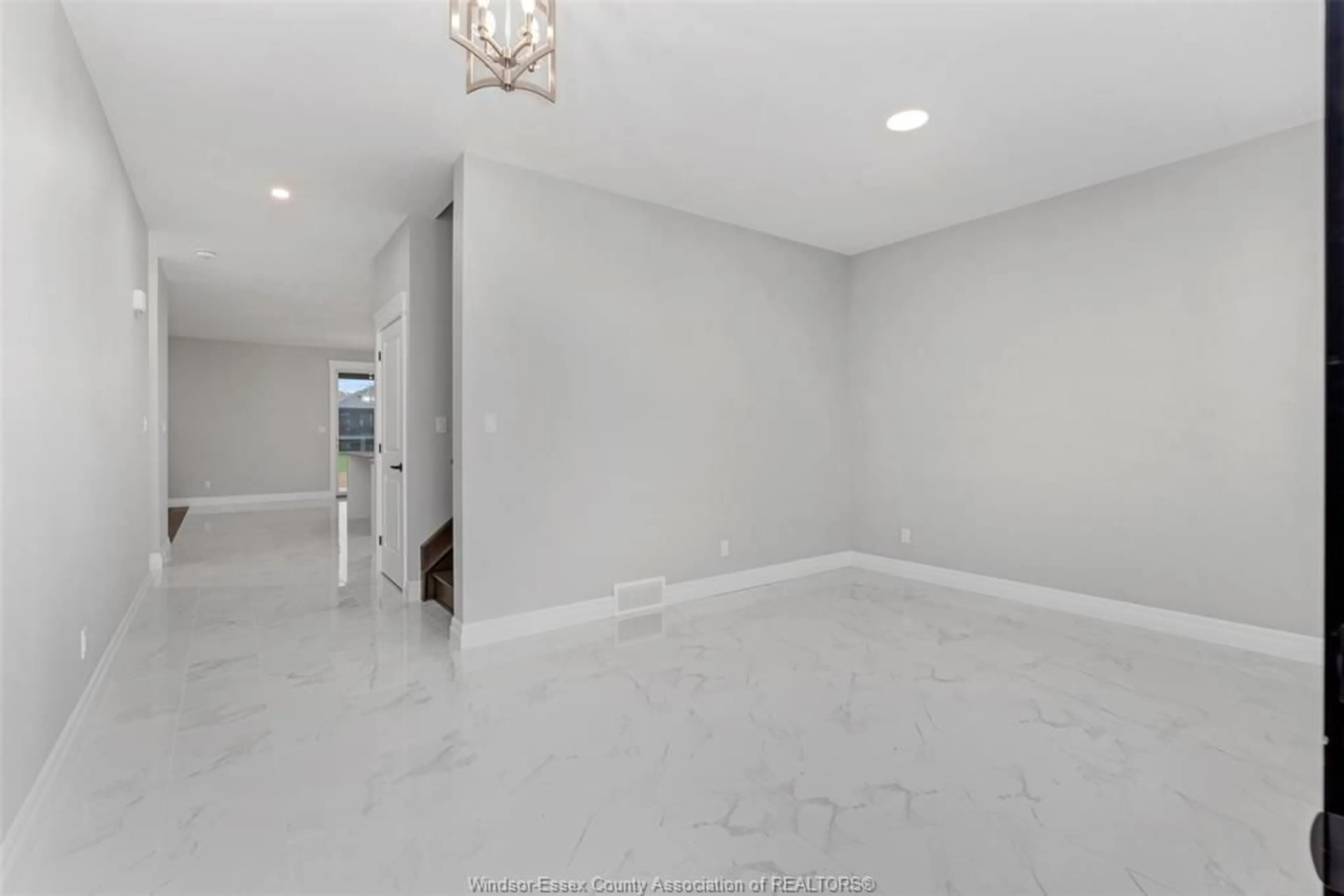 A pic of a room for 59 BELLEVIEW Dr, Kingsville Ontario N0R 1B0