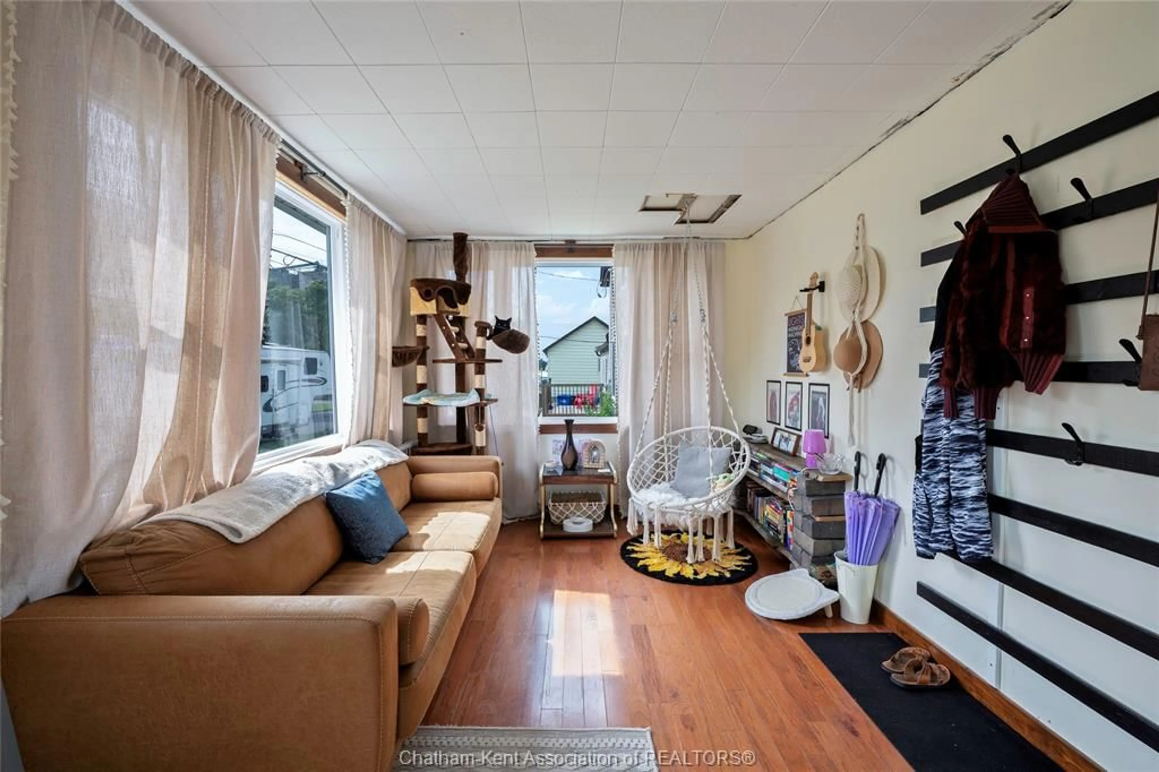 Living room with furniture, unknown for 87 GEORGE St, Blenheim Ontario N0P 1A0