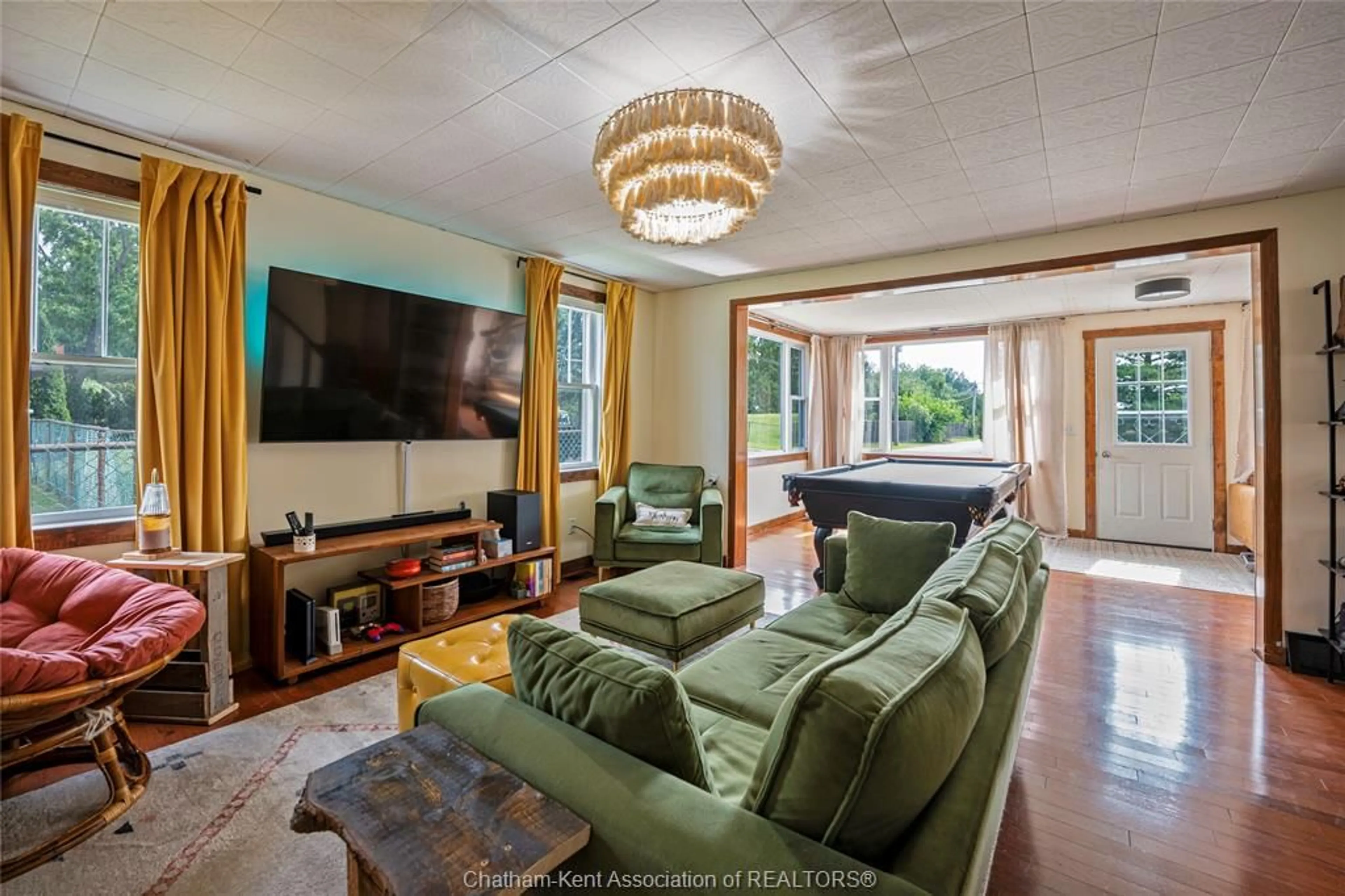 Living room with furniture, unknown for 87 GEORGE St, Blenheim Ontario N0P 1A0