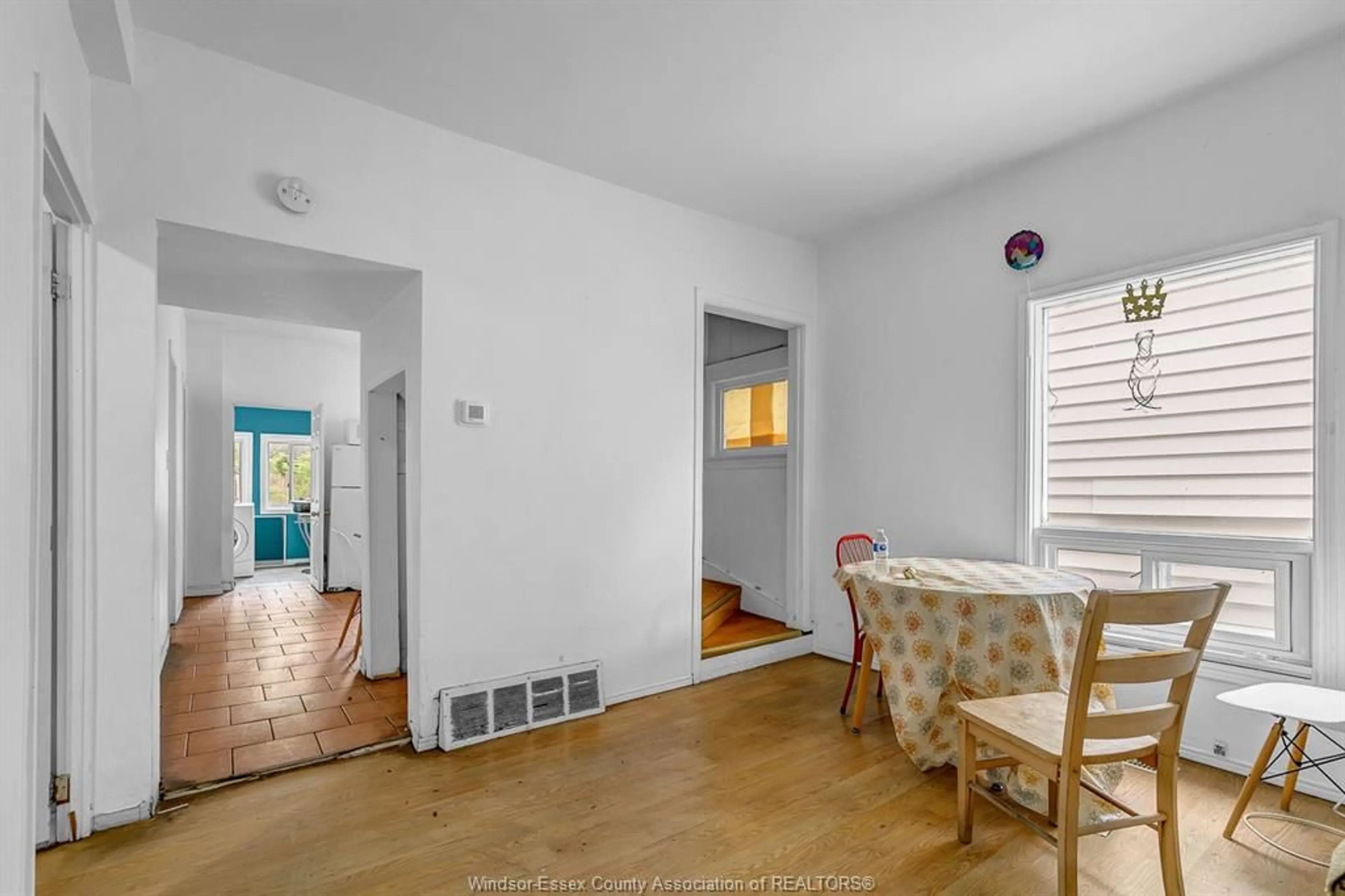 Dining room, unknown for 509 BRIDGE, Windsor Ontario N9B 2M3