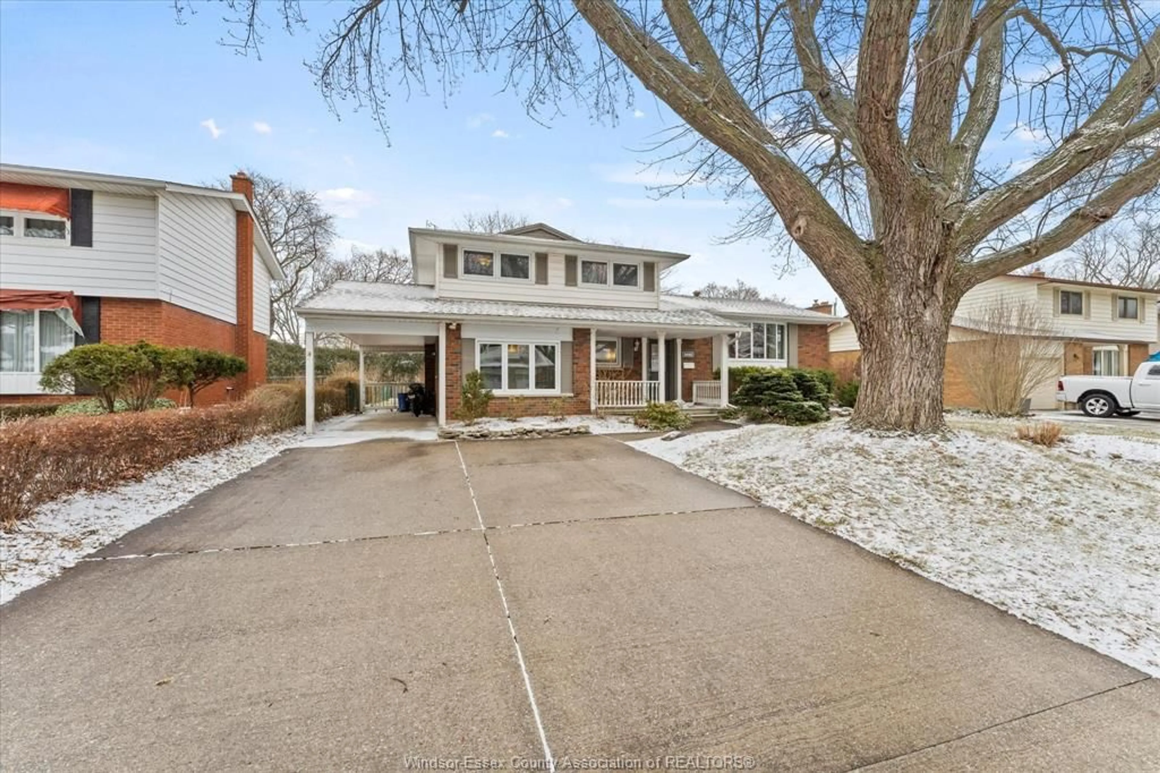 Home with brick exterior material, street for 3640 AVONDALE, Windsor Ontario N9E 1X9