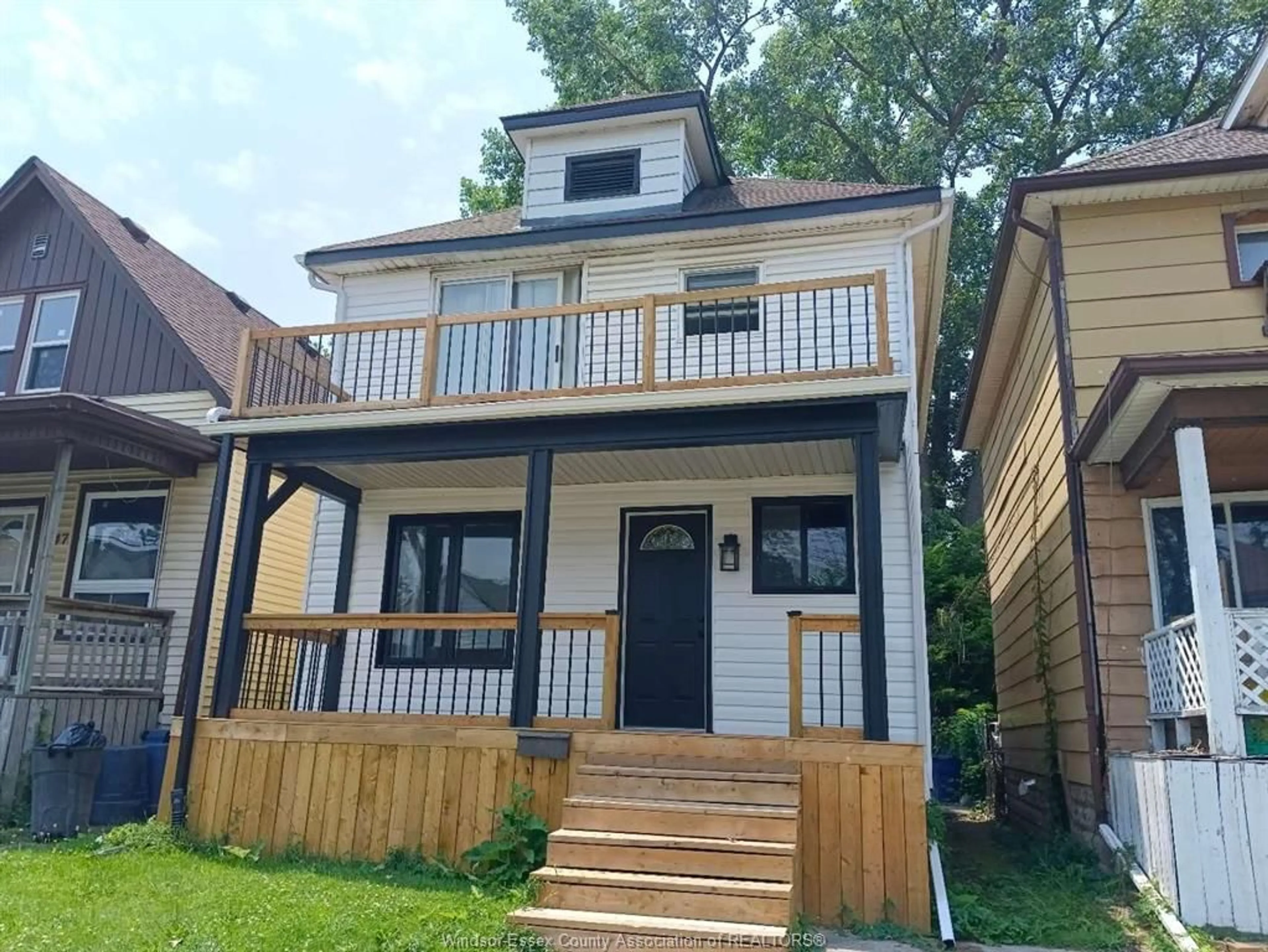 Unknown for 345 BRIDGE Ave, Windsor Ontario N9B 2M3