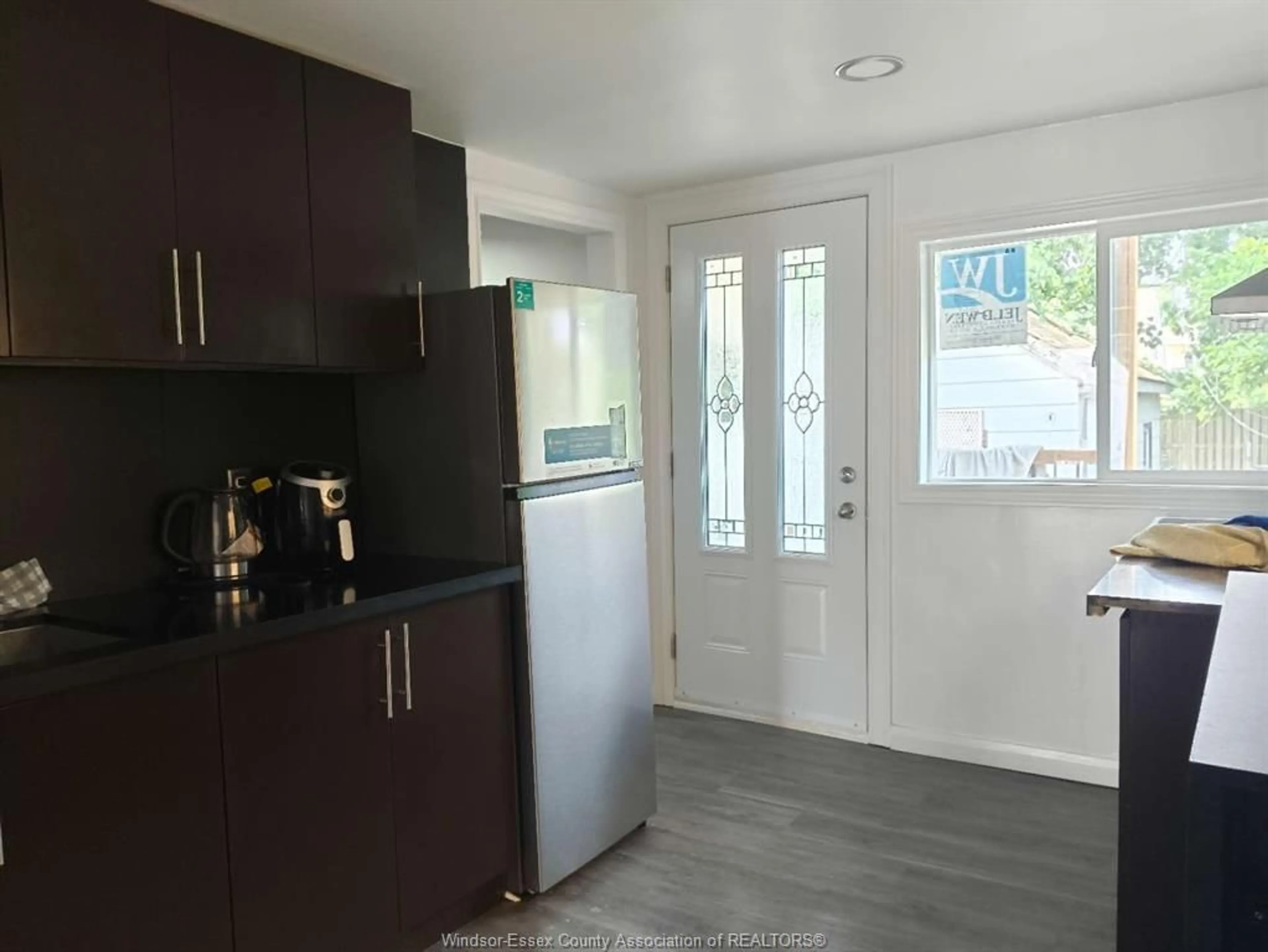 Unknown for 345 BRIDGE Ave, Windsor Ontario N9B 2M3