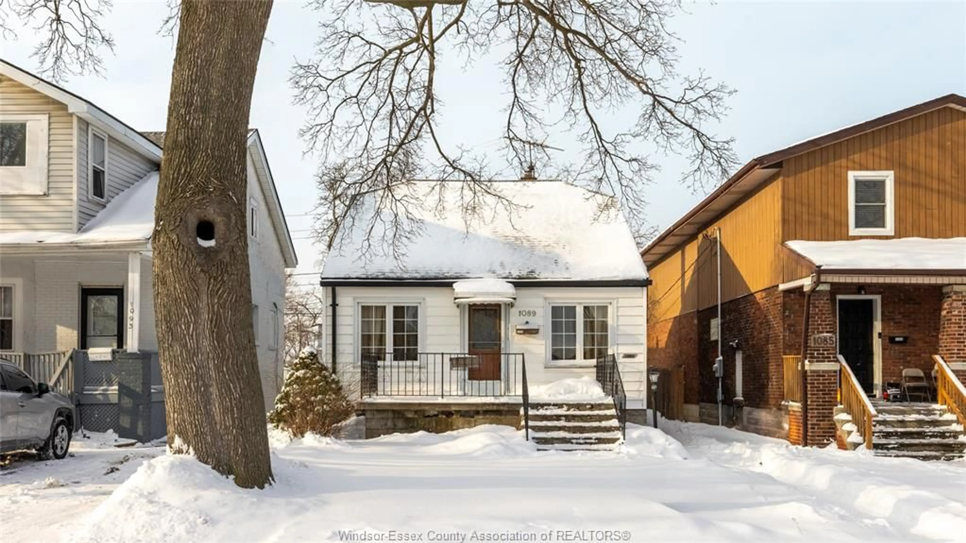 Unknown for 1089 WINDSOR Ave, Windsor Ontario N9A 1K3