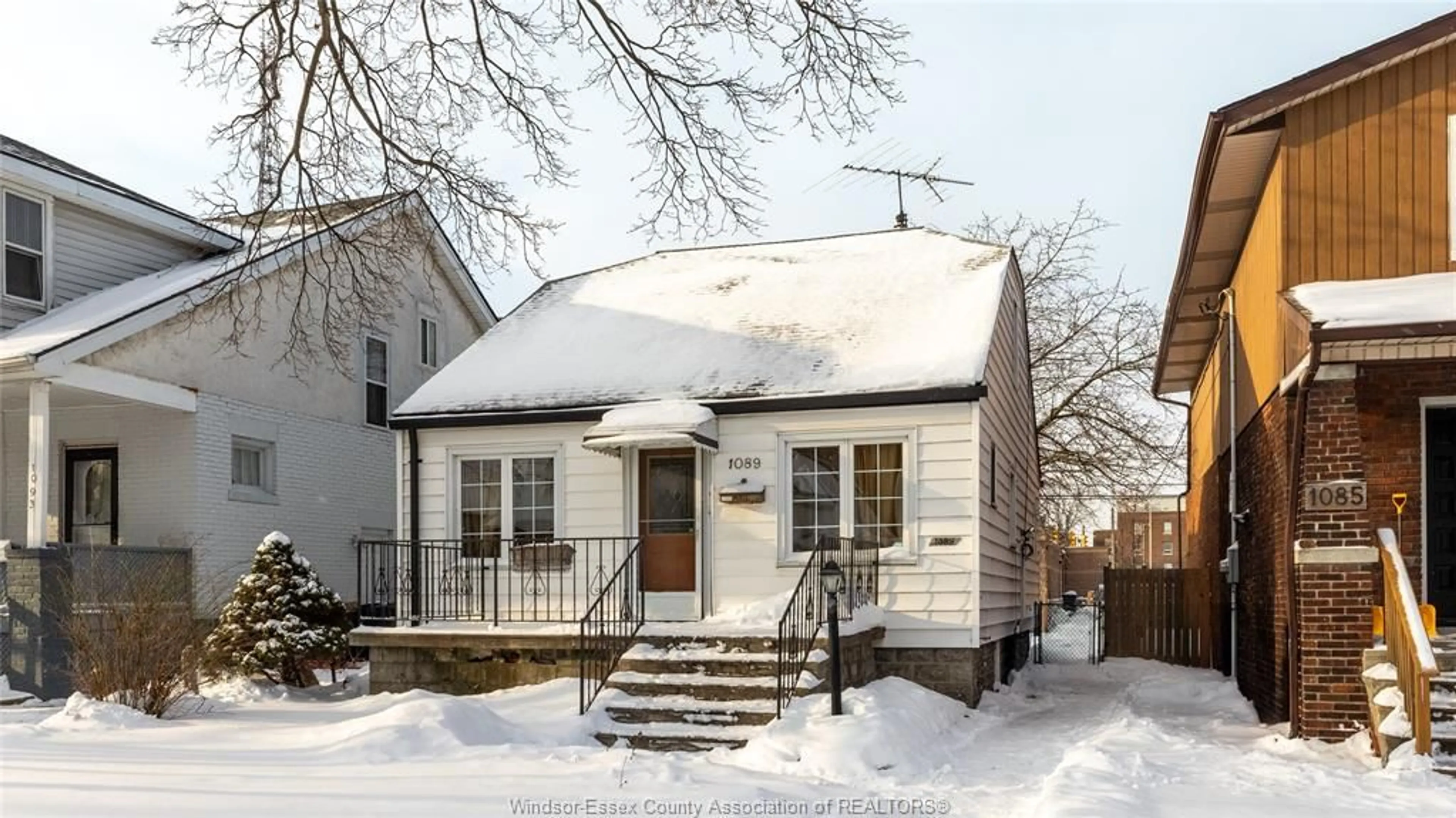 Unknown for 1089 WINDSOR Ave, Windsor Ontario N9A 1K3